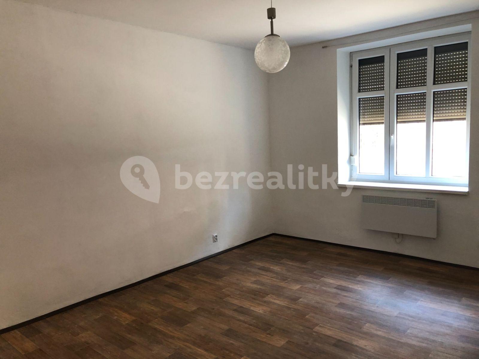 Prenájom bytu 1-izbový 45 m², Litoměřická, Děčín, Ústecký kraj