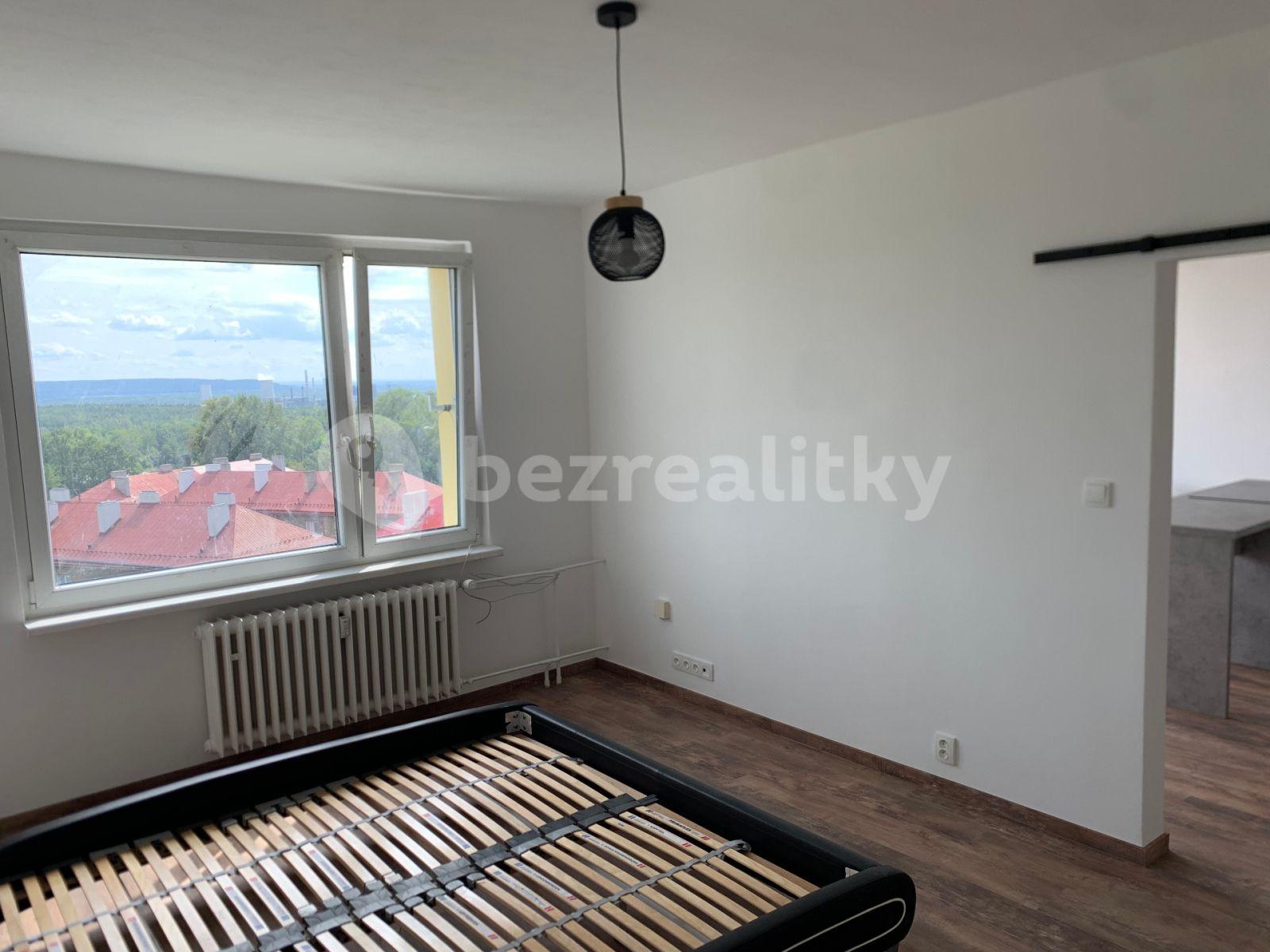 Prenájom bytu 2-izbový 35 m², U Zámeckého parku, Litvínov, Ústecký kraj