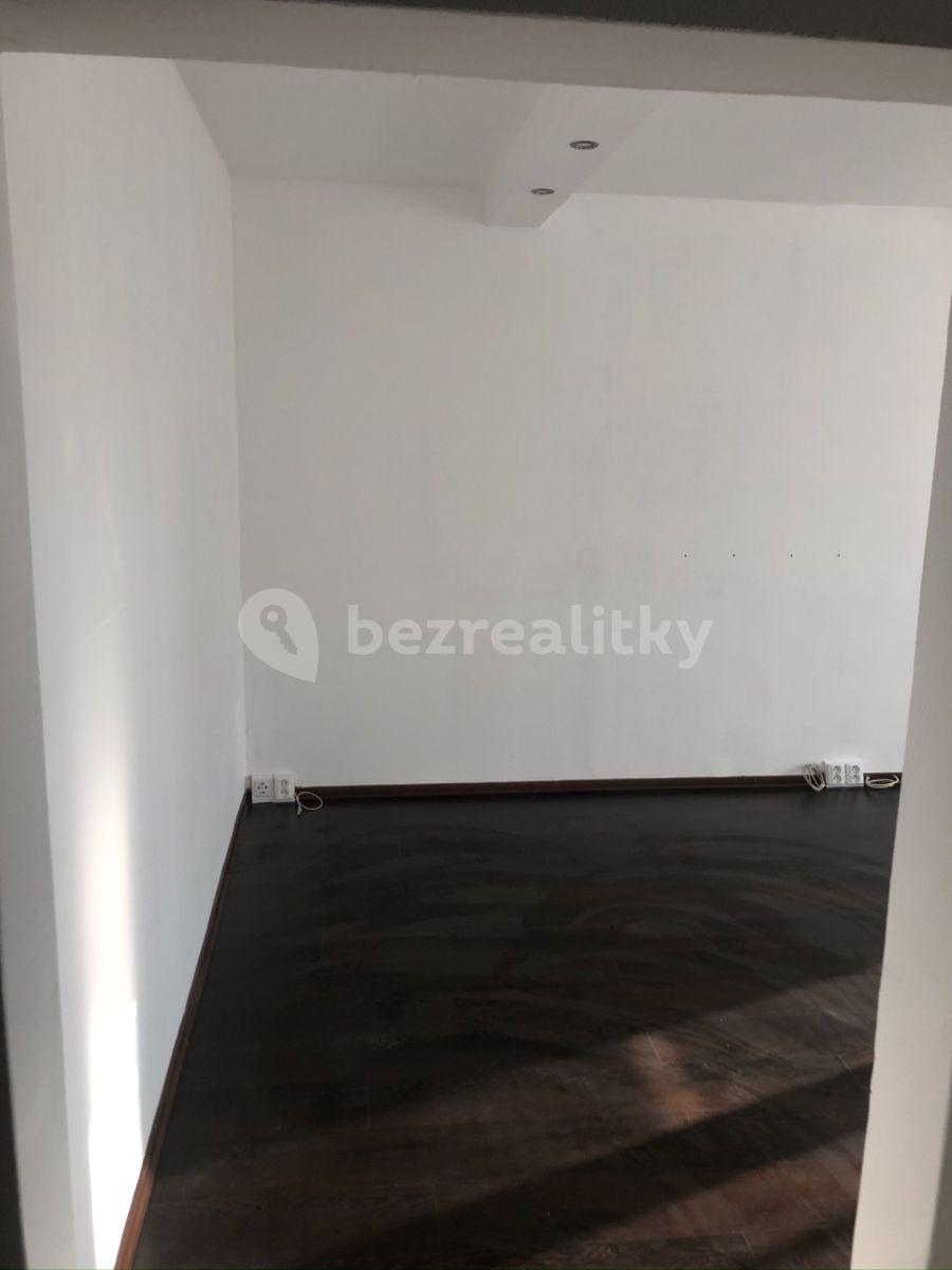 Prenájom bytu 1-izbový 42 m², Jiráskova, Chomutov, Ústecký kraj