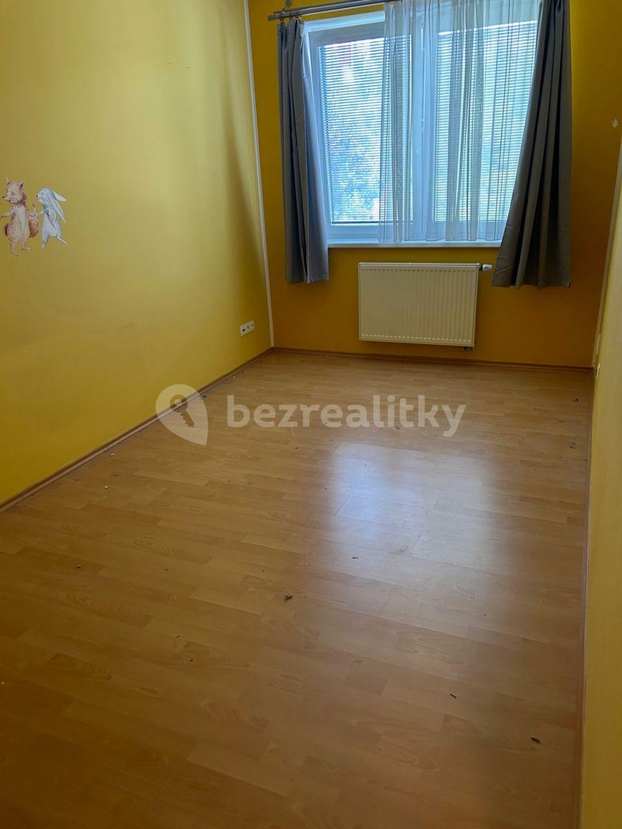 Prenájom bytu 3-izbový 79 m², Wiesenthalova, Praha, Praha