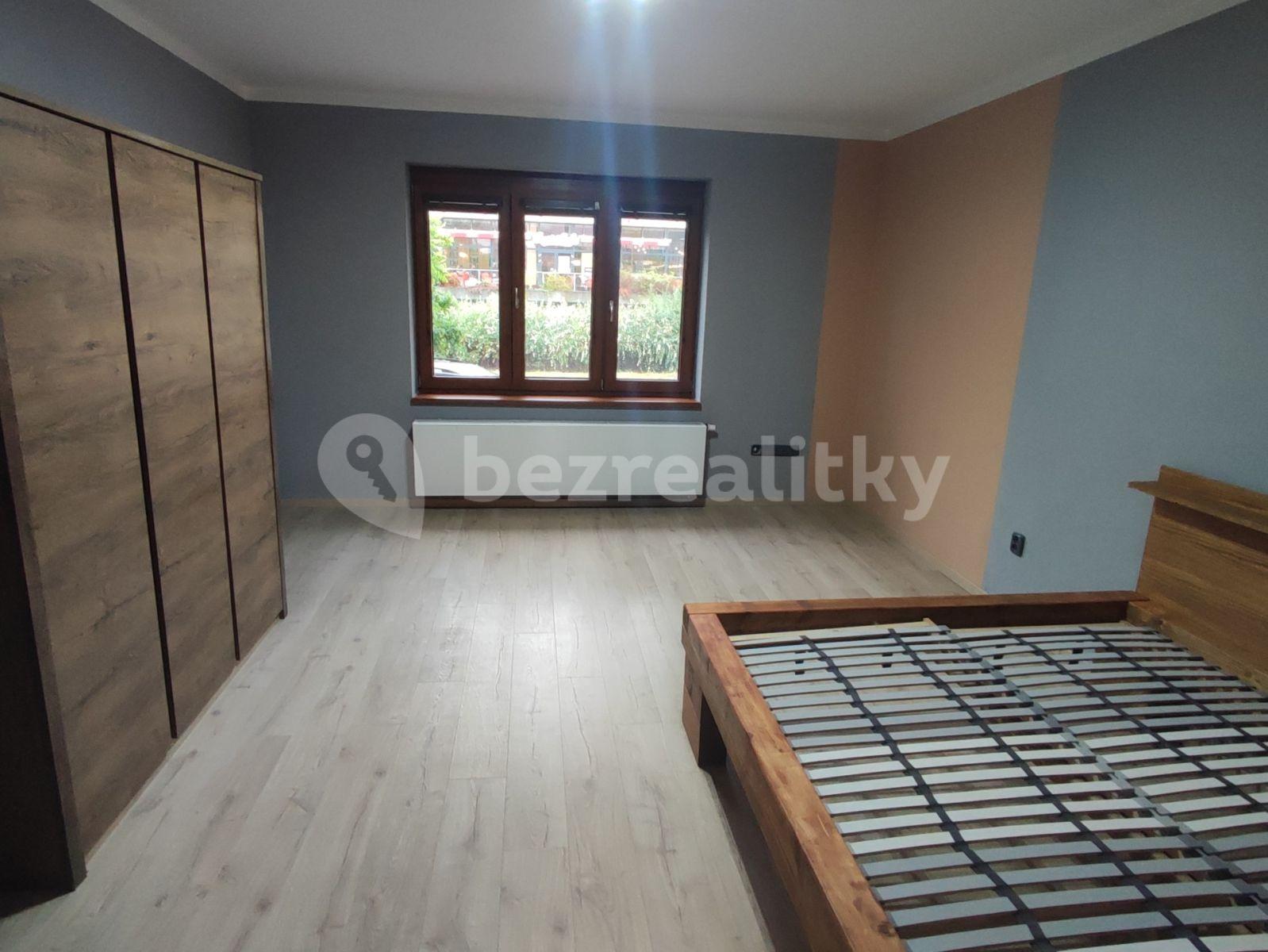 Prenájom bytu 2-izbový 63 m², Masarykova, Plzeň, Plzeňský kraj