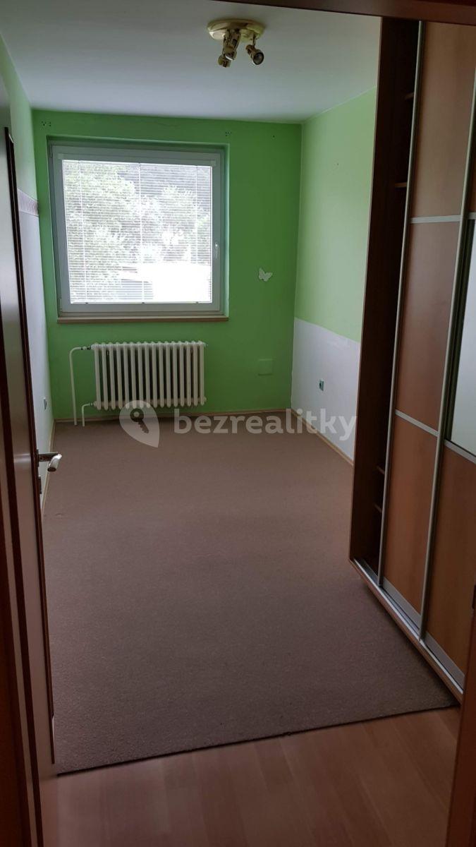 Prenájom bytu 3-izbový 72 m², Boháčova, Pardubice, Pardubický kraj