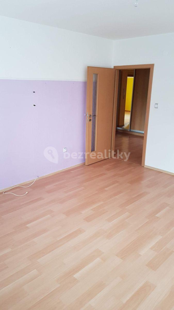 Prenájom bytu 3-izbový 72 m², Boháčova, Pardubice, Pardubický kraj