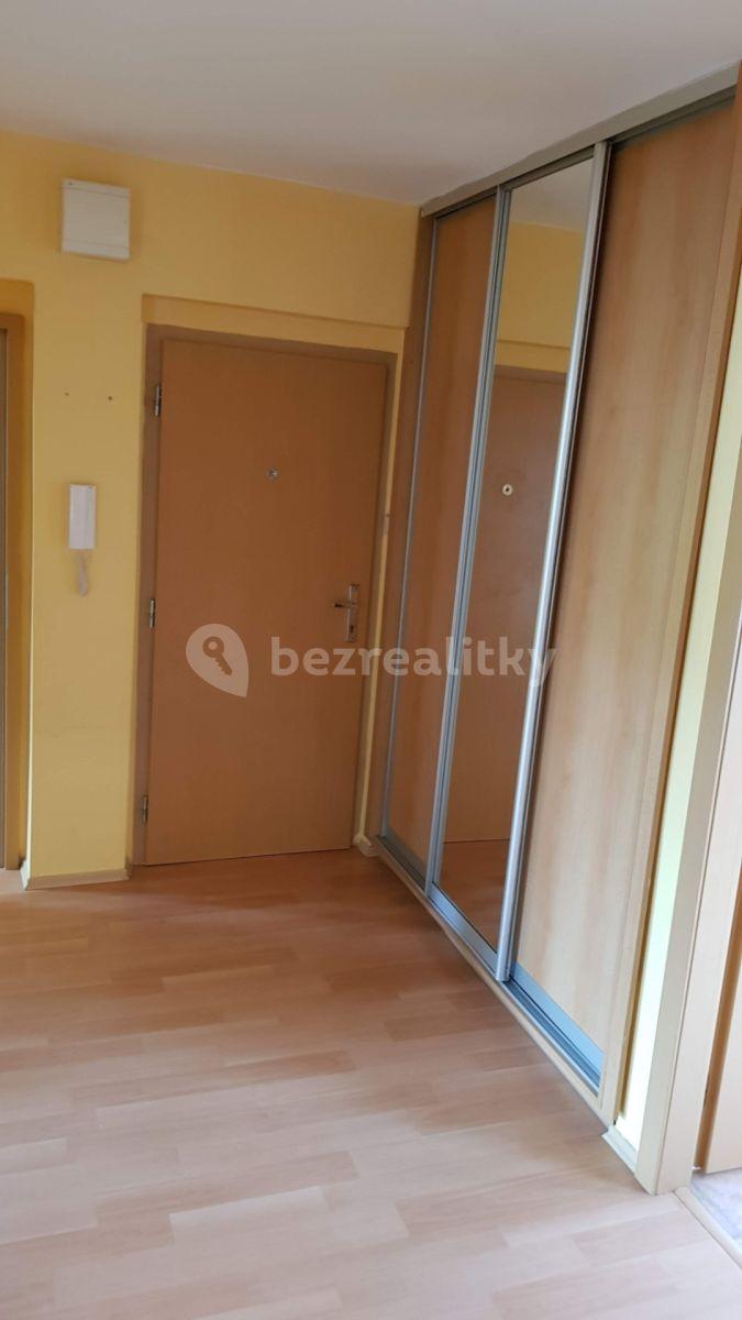 Prenájom bytu 3-izbový 72 m², Boháčova, Pardubice, Pardubický kraj