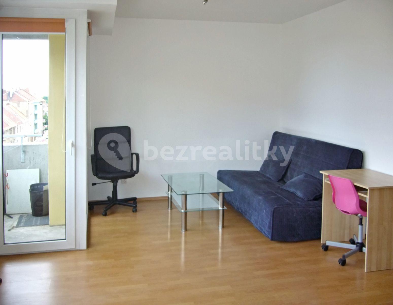 Prenájom bytu 1-izbový 32 m², Purkyňova, Brno, Jihomoravský kraj