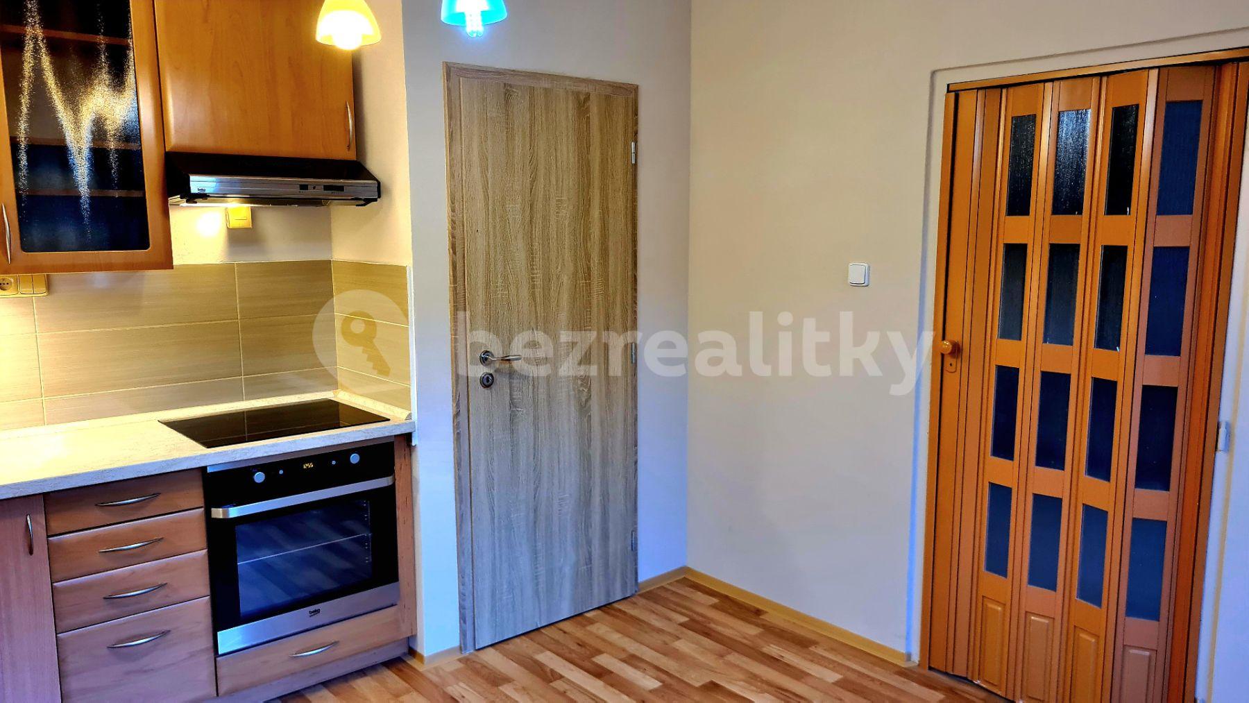 Prenájom bytu 2-izbový 39 m², Tolstého, Ústí nad Labem, Ústecký kraj