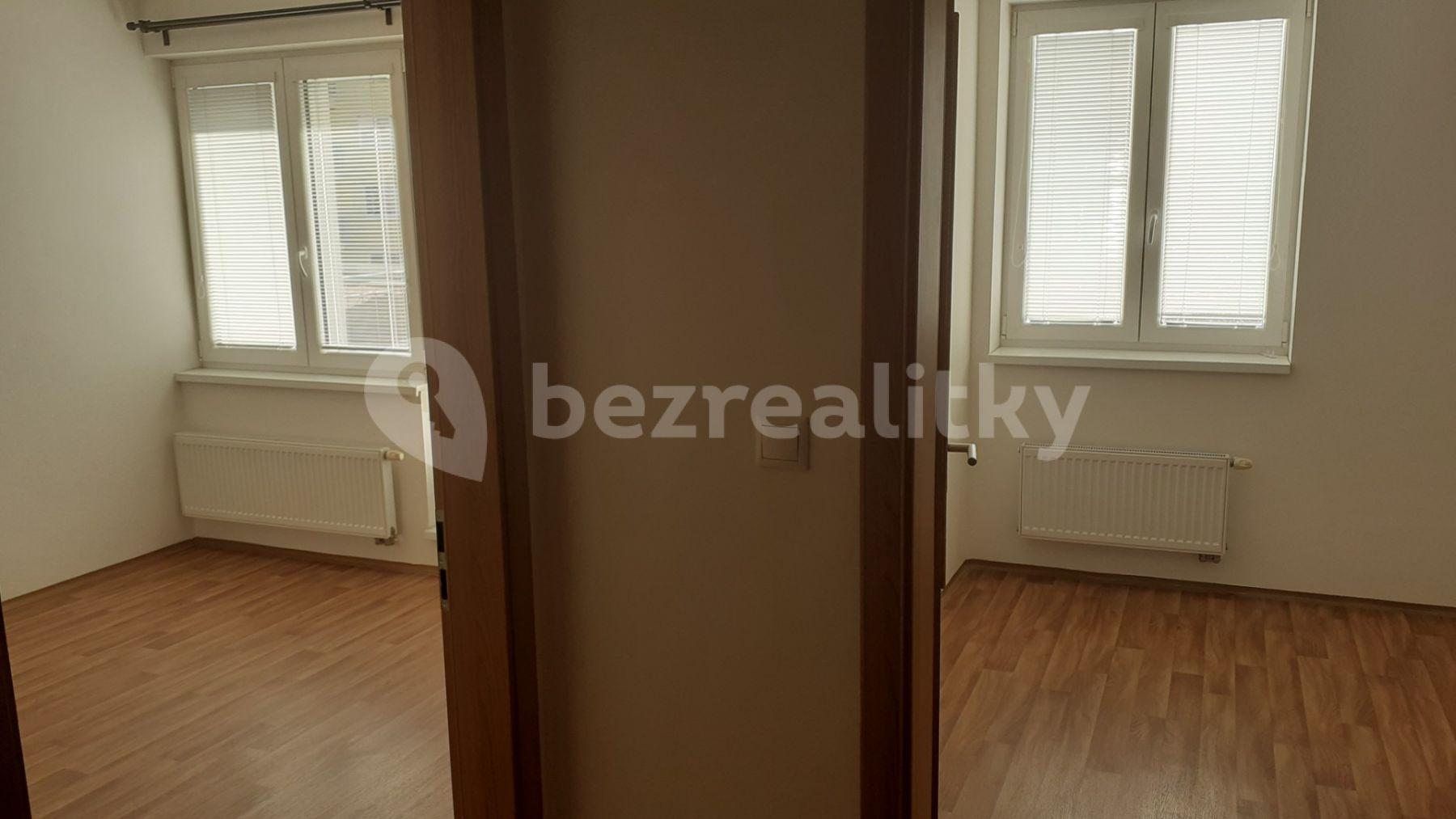 Prenájom bytu 2-izbový 45 m², V Honech, Klecany, Středočeský kraj