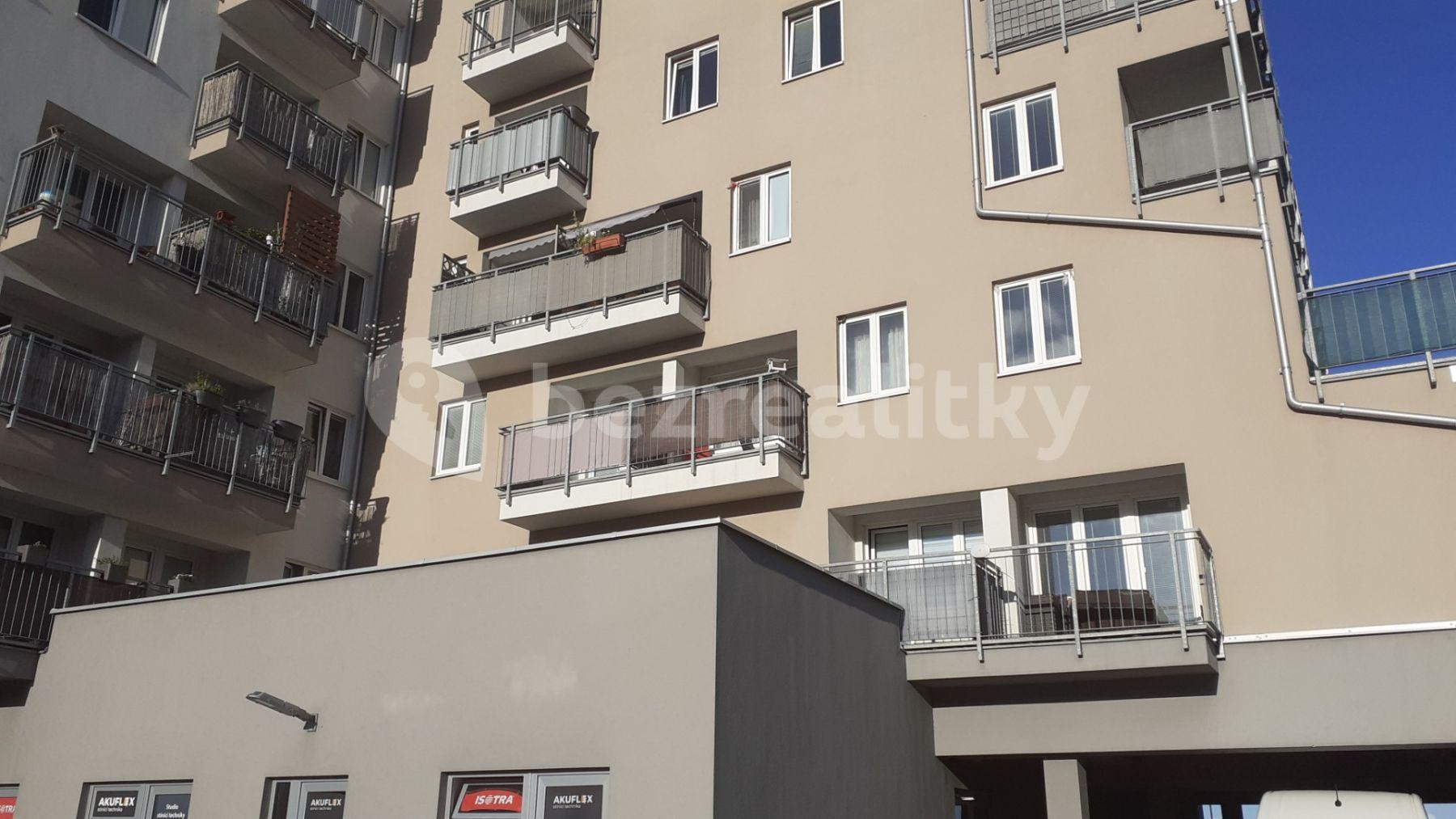 Prenájom bytu 2-izbový 45 m², V Honech, Klecany, Středočeský kraj