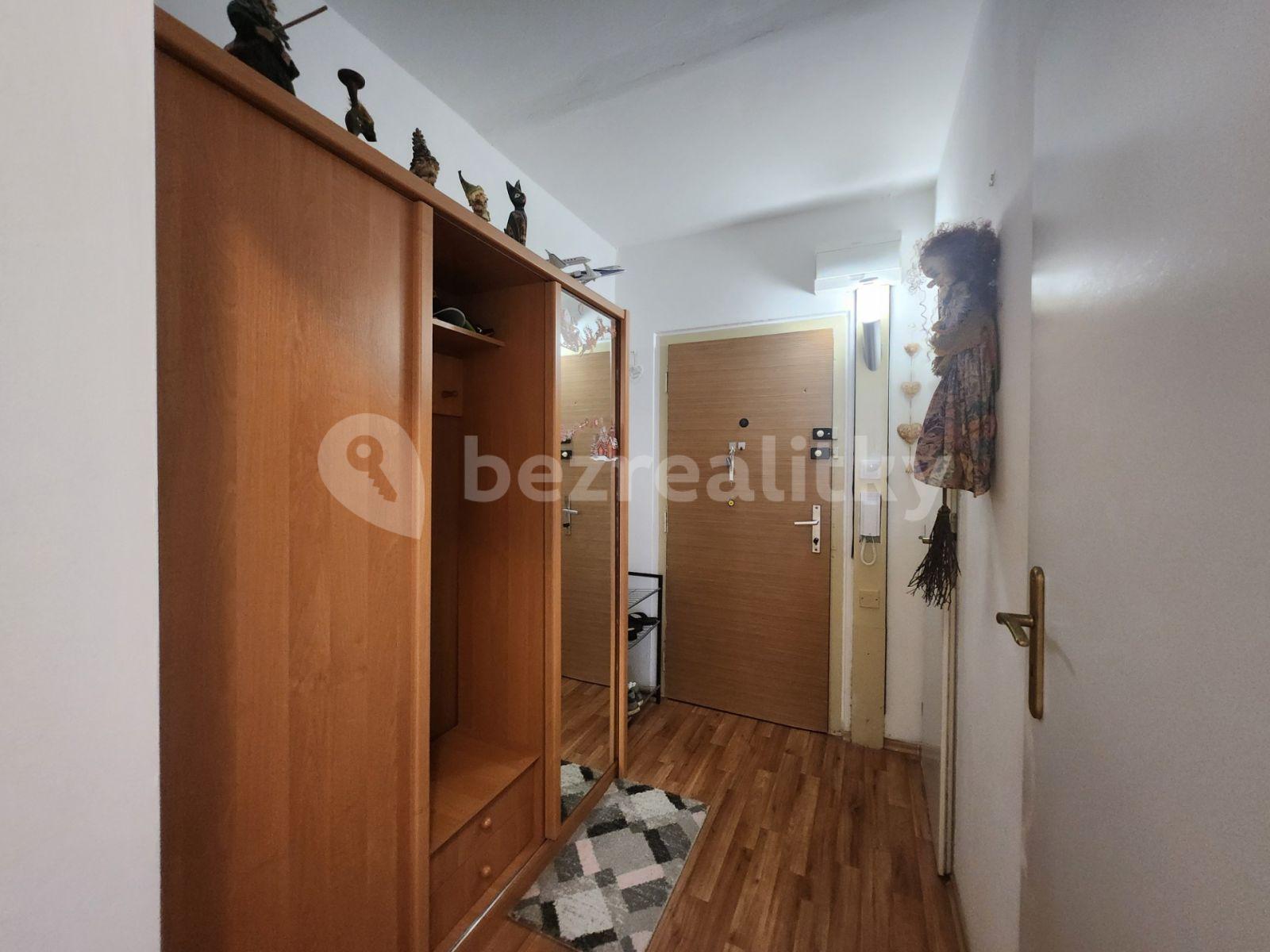 Prenájom bytu 2-izbový 47 m², U Valu, Praha, Praha