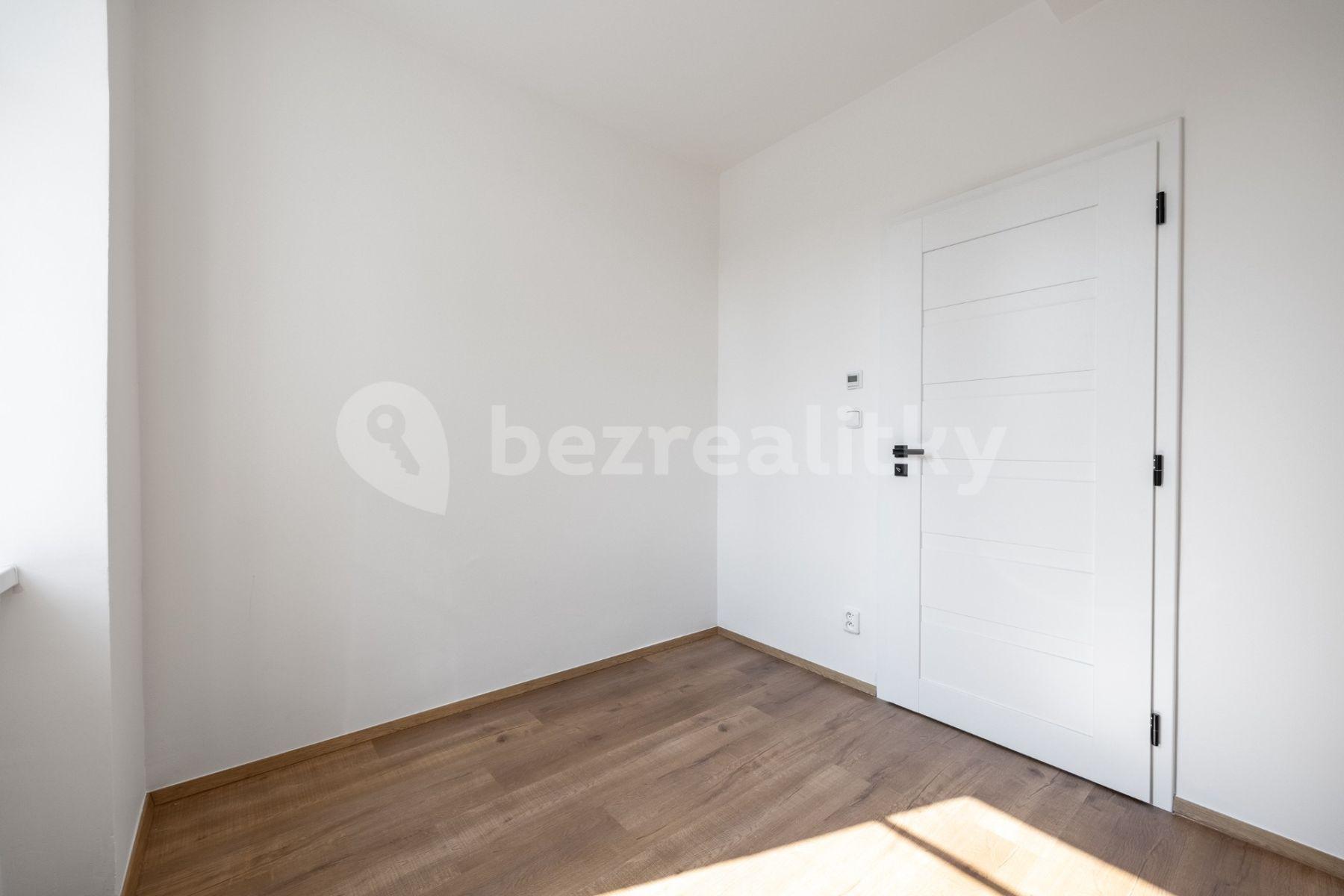 Predaj bytu 3-izbový 68 m², Stehlíkova, Slaný, Středočeský kraj