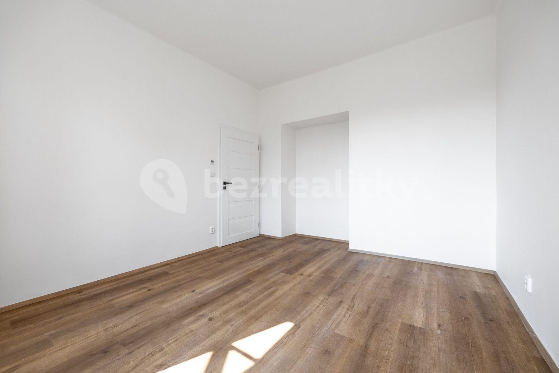 Predaj bytu 3-izbový 68 m², Stehlíkova, Slaný, Středočeský kraj