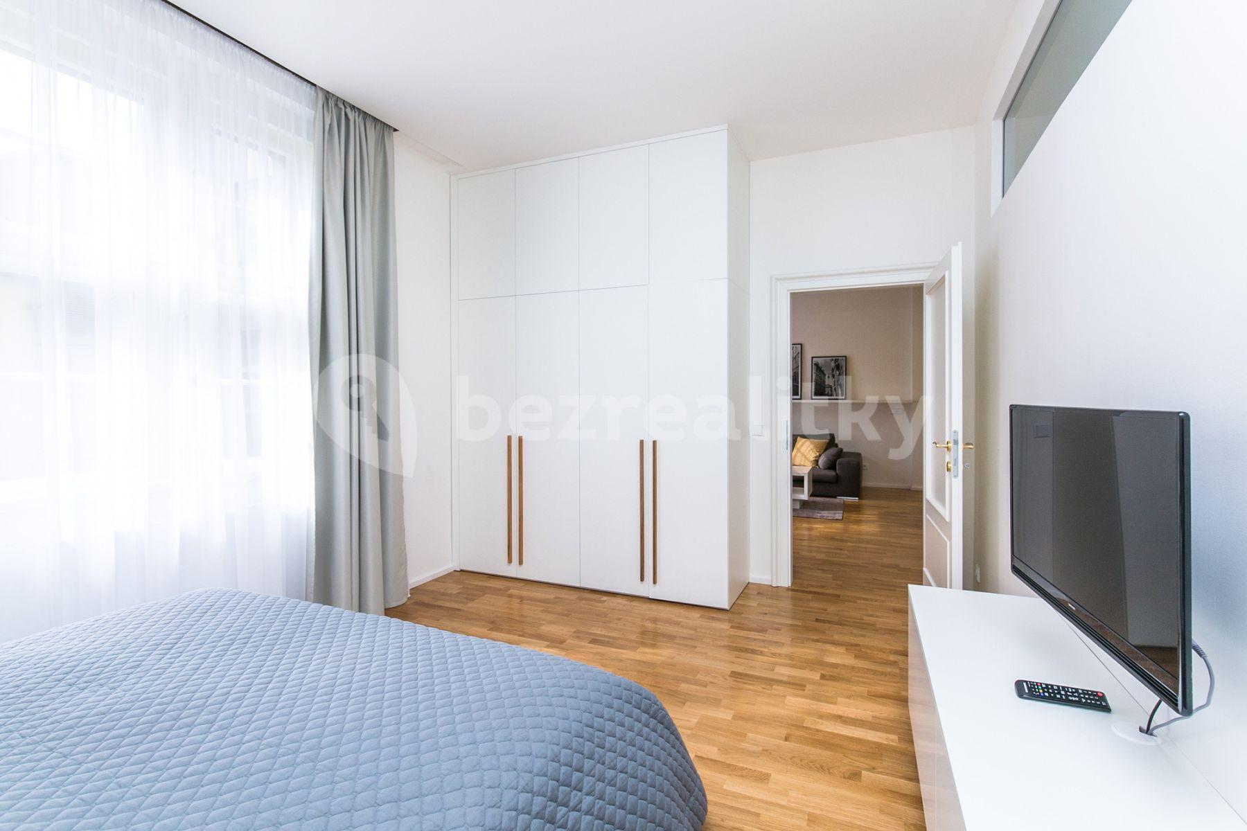 Prenájom bytu 3-izbový 62 m², Dlouhá, Praha, Praha