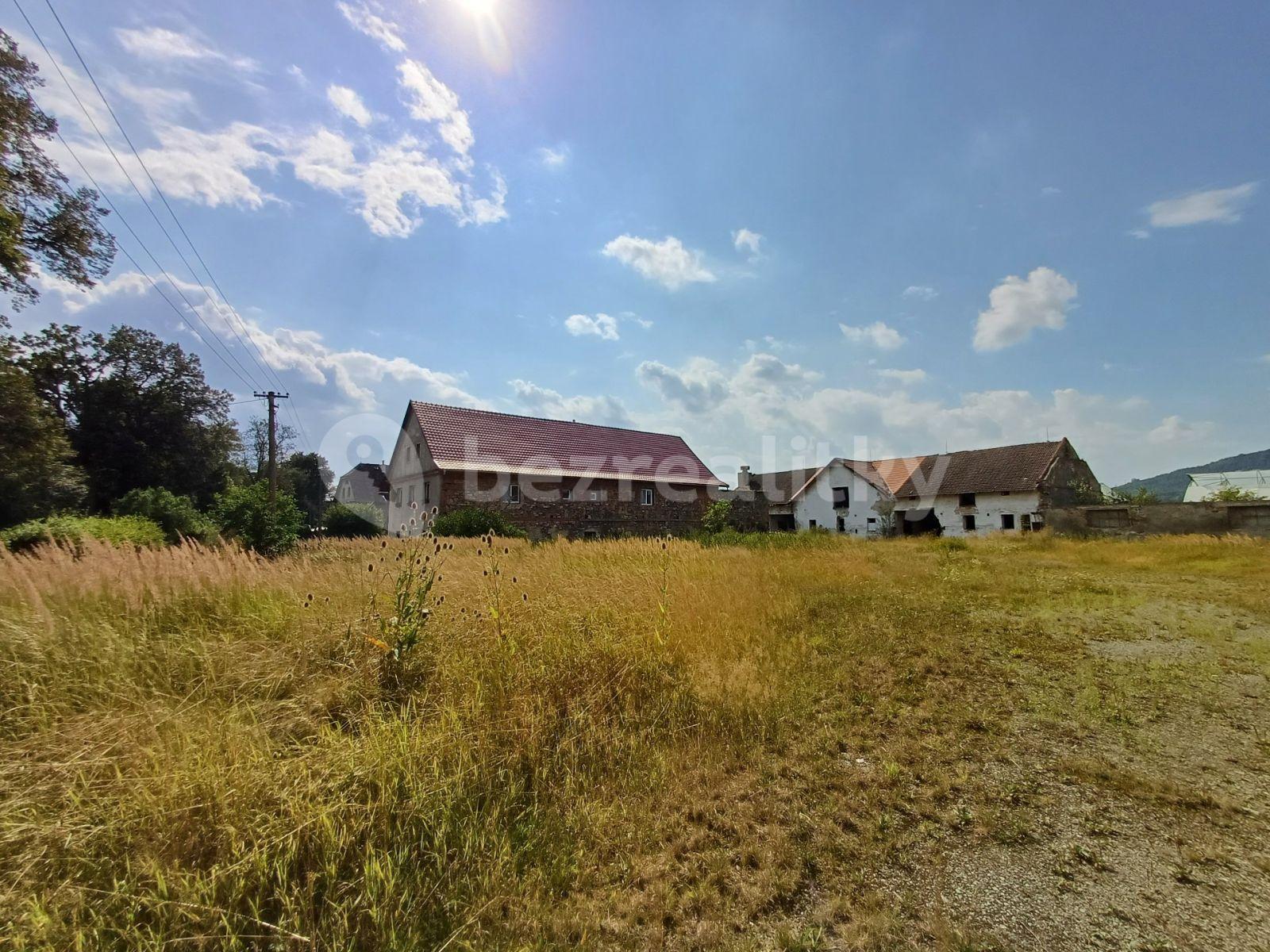 Predaj domu 1.000 m², pozemek 3.821 m², Okna, Liberecký kraj