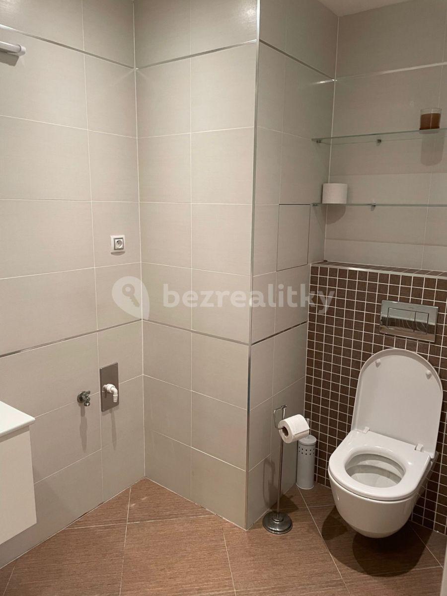 Prenájom bytu 2-izbový 55 m², Vojenova, Praha, Praha