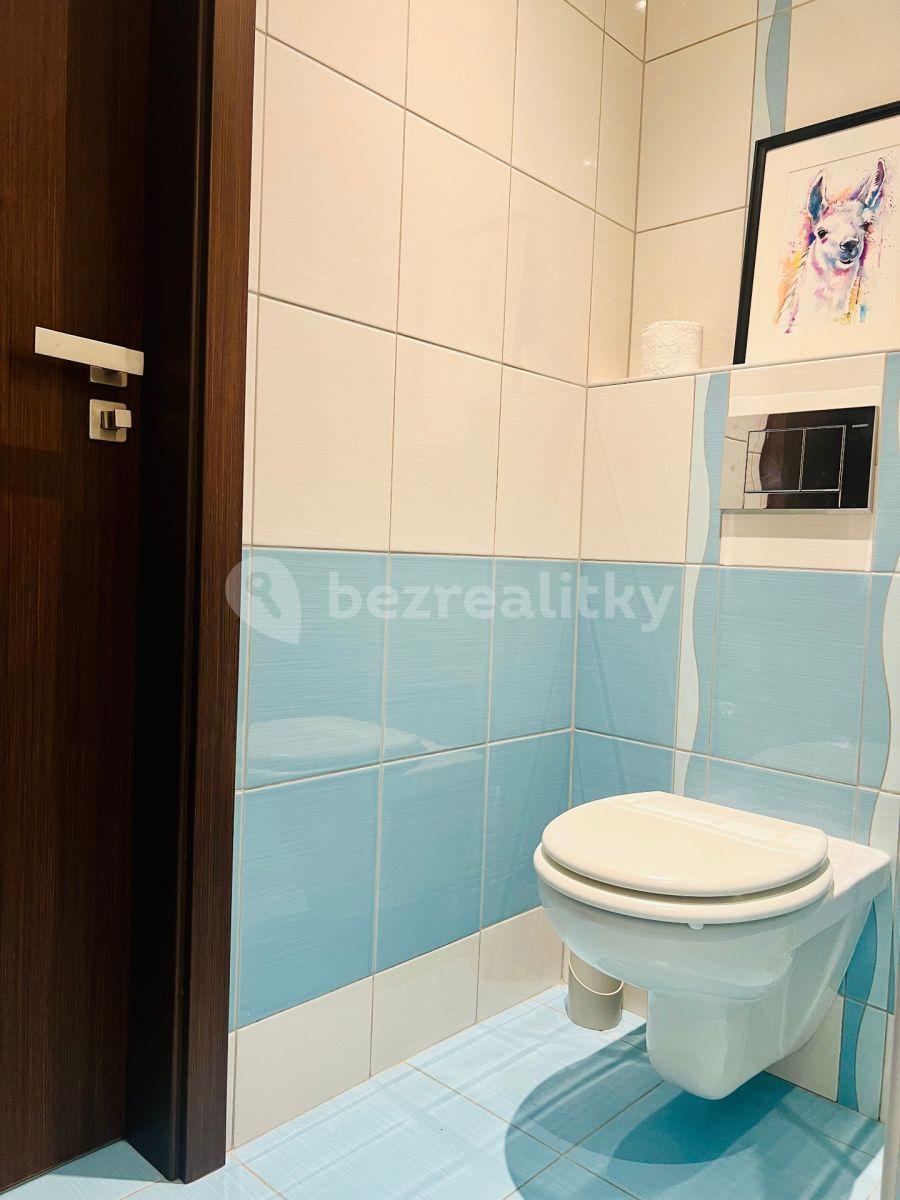 Predaj bytu 2-izbový 50 m², Roháčova, Praha, Praha