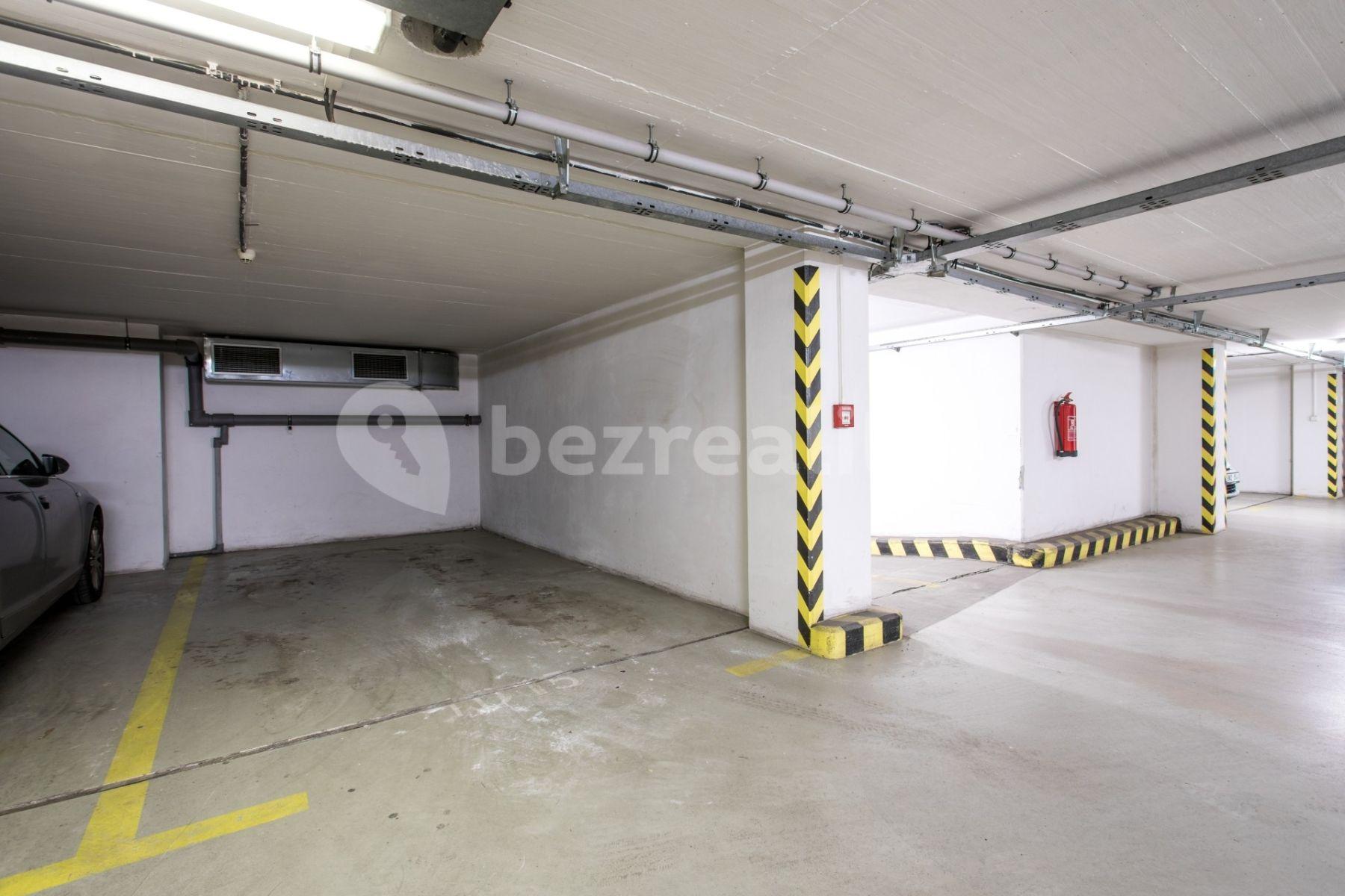 Predaj bytu 3-izbový 67 m², Petržílkova, Praha, Praha