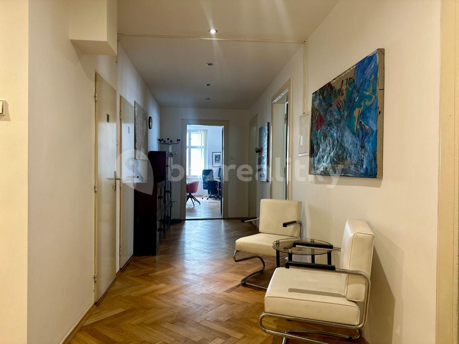 Prenájom kancelárie 21 m², Haštalská, Praha, Praha