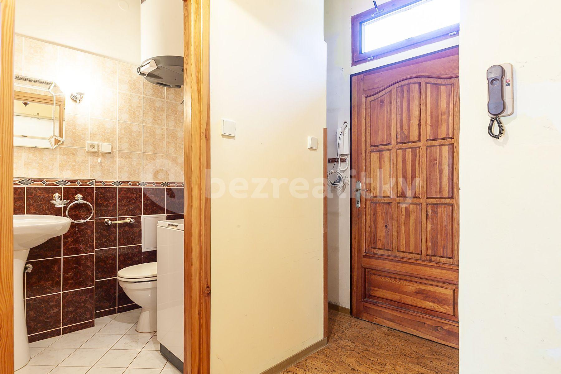 Predaj bytu 2-izbový 61 m², Křižíkova, Praha, Praha