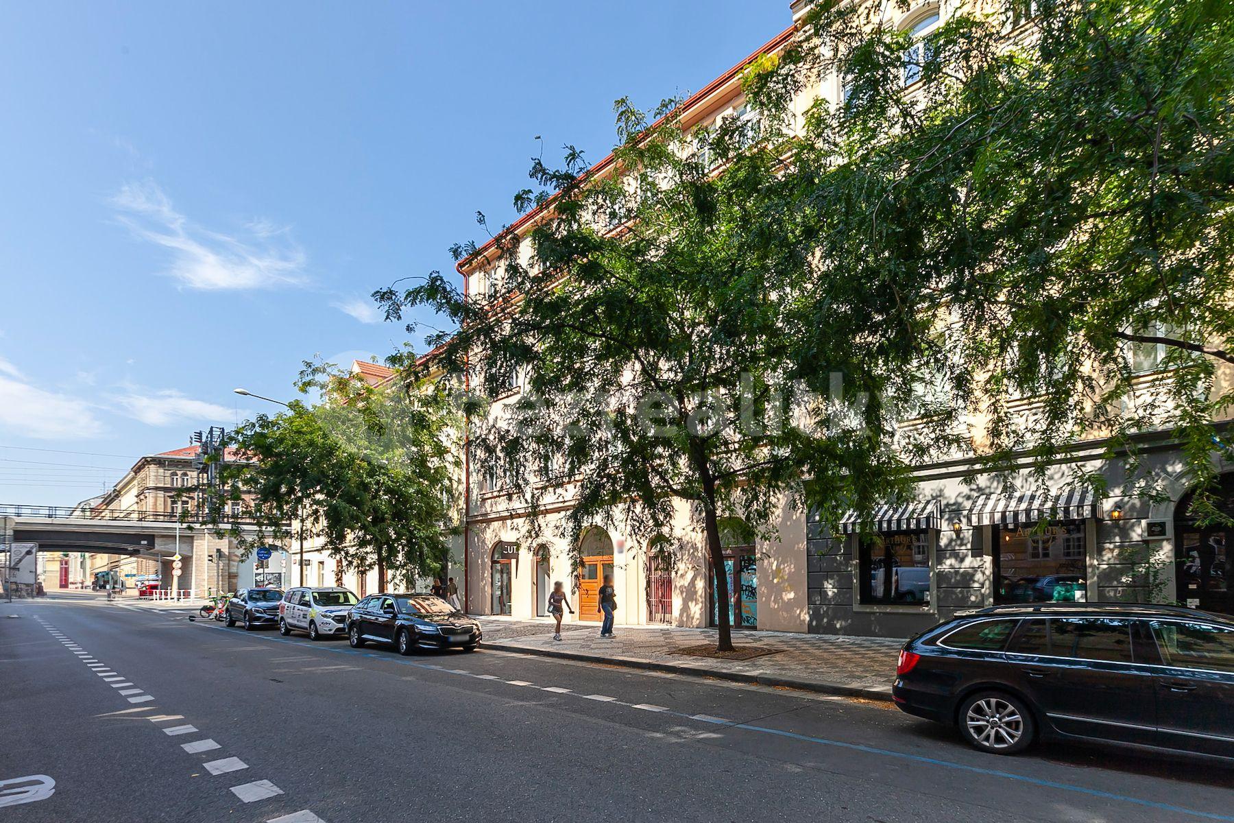 Predaj bytu 2-izbový 61 m², Křižíkova, Praha, Praha