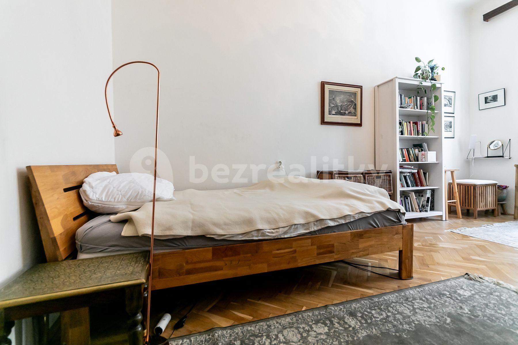 Predaj bytu 1-izbový 53 m², Janovského, Praha, Praha