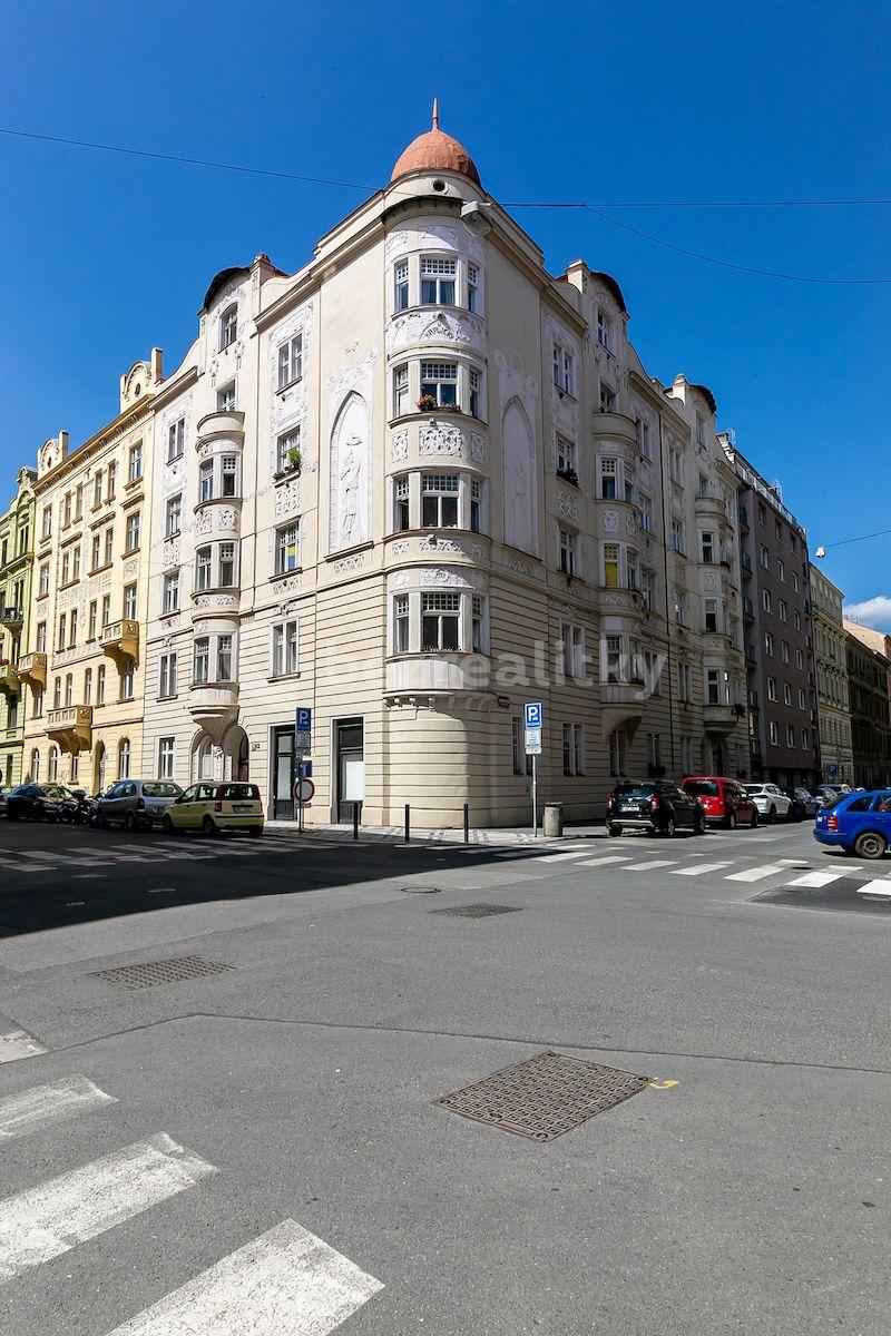 Predaj bytu 1-izbový 53 m², Janovského, Praha, Praha