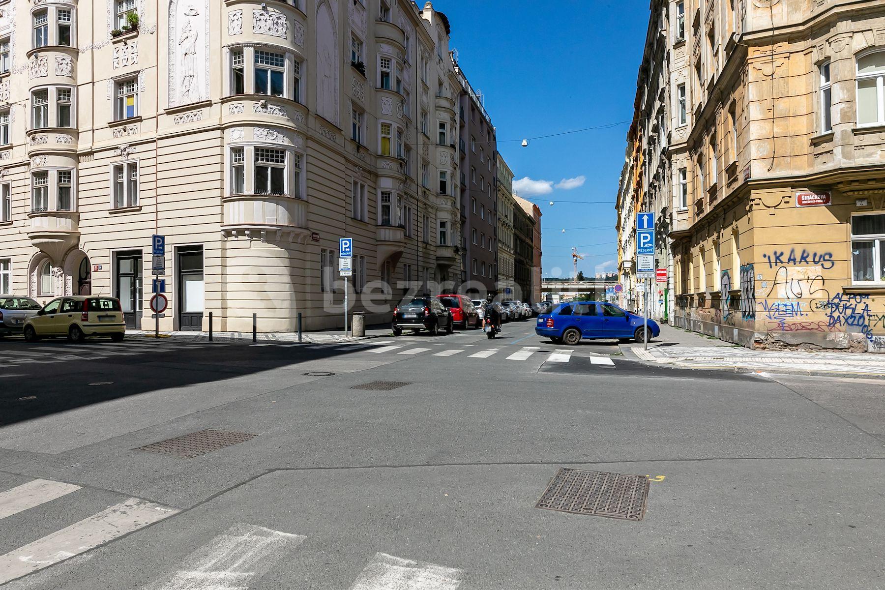 Predaj bytu 1-izbový 53 m², Janovského, Praha, Praha