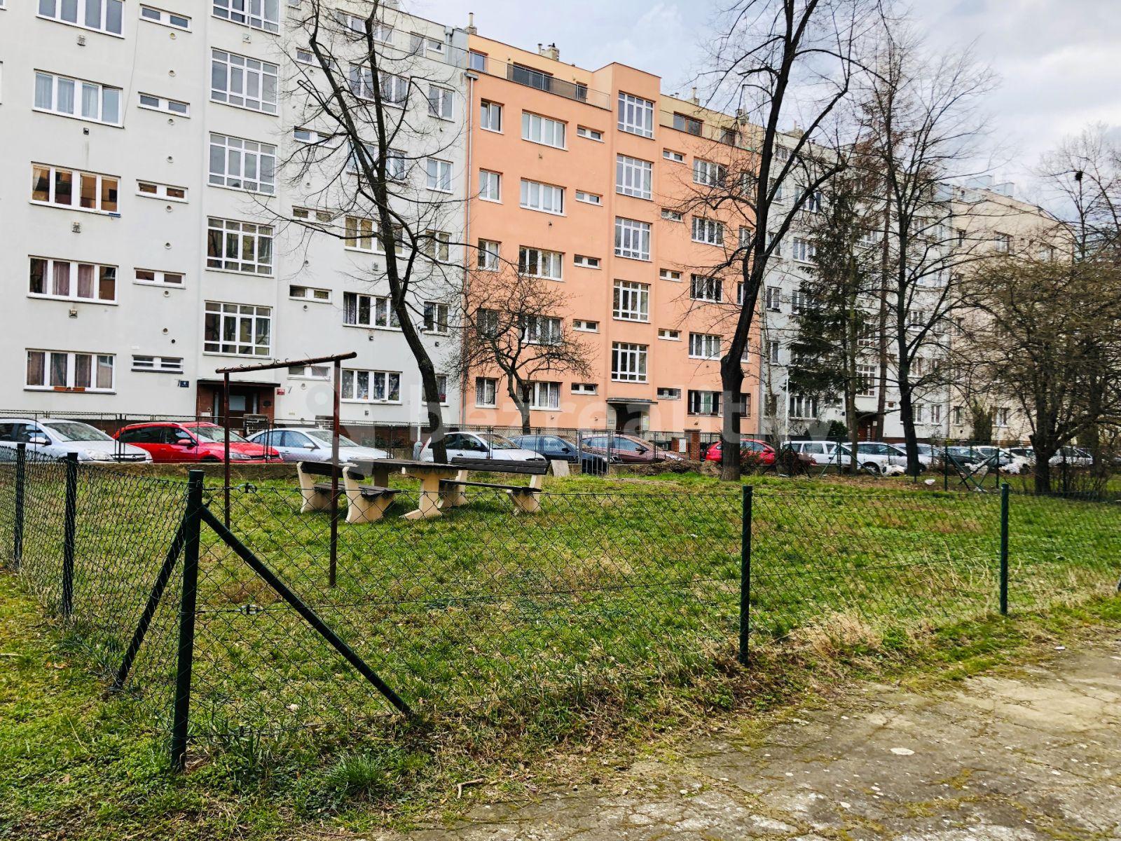 Predaj bytu 1-izbový 40 m², Humpolecká, Praha, Praha