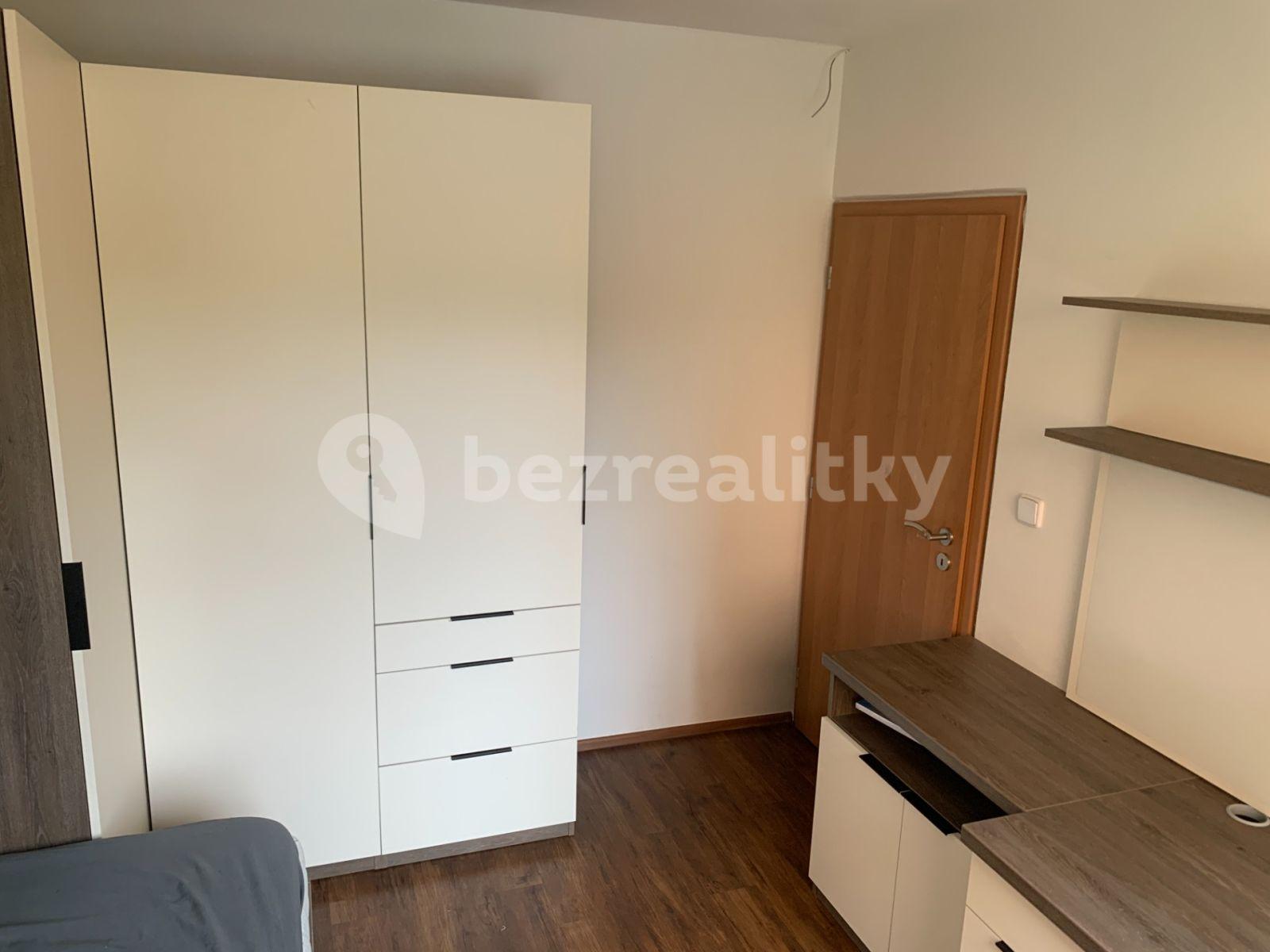 Prenájom bytu 4-izbový 96 m², Točitá, Praha, Praha