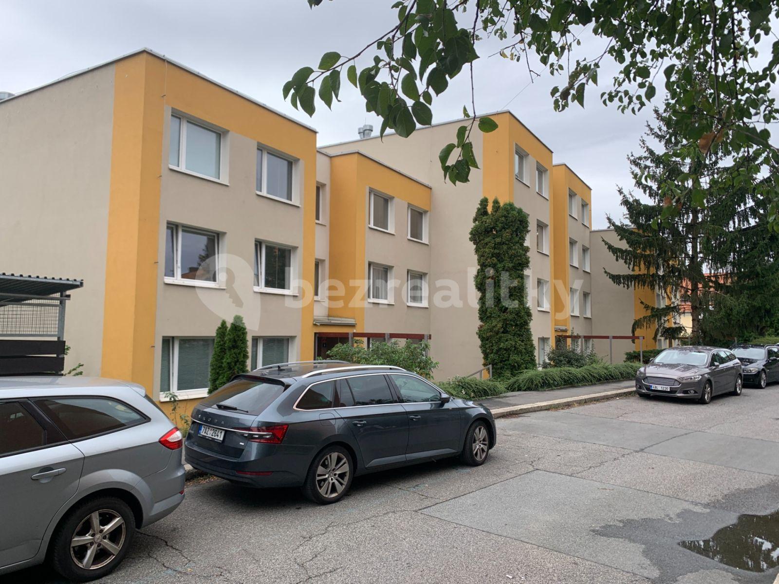 Prenájom bytu 4-izbový 96 m², Točitá, Praha, Praha