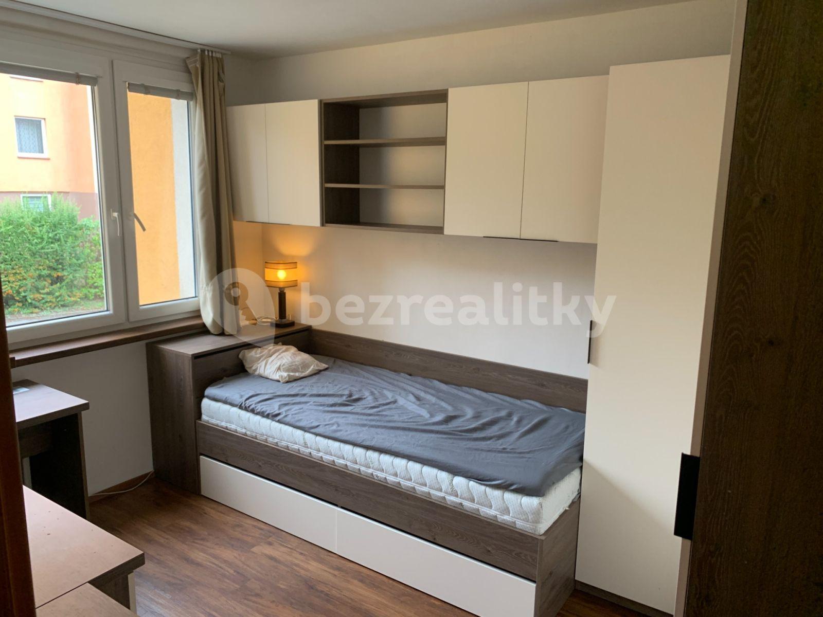 Prenájom bytu 4-izbový 96 m², Točitá, Praha, Praha