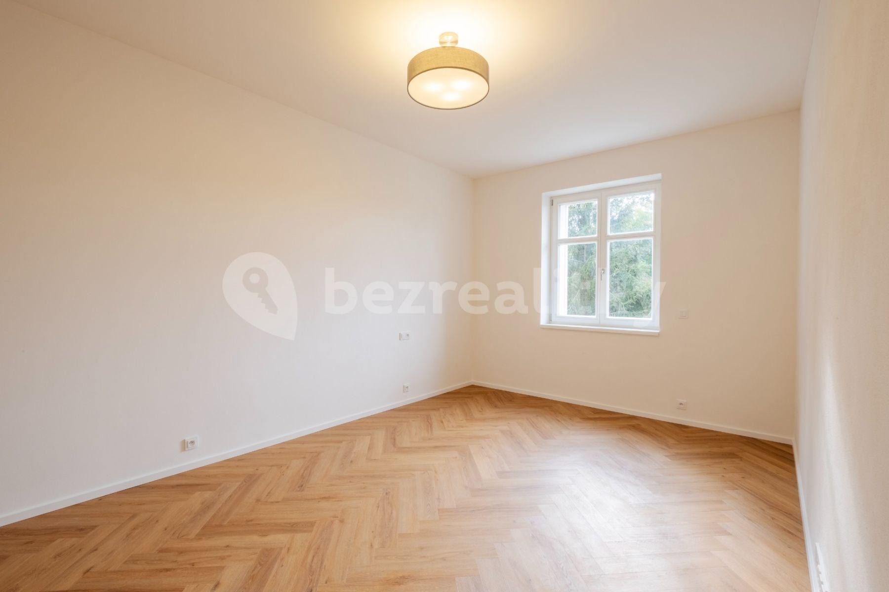 Prenájom bytu 2-izbový 43 m², V Podhájí, Praha, Praha