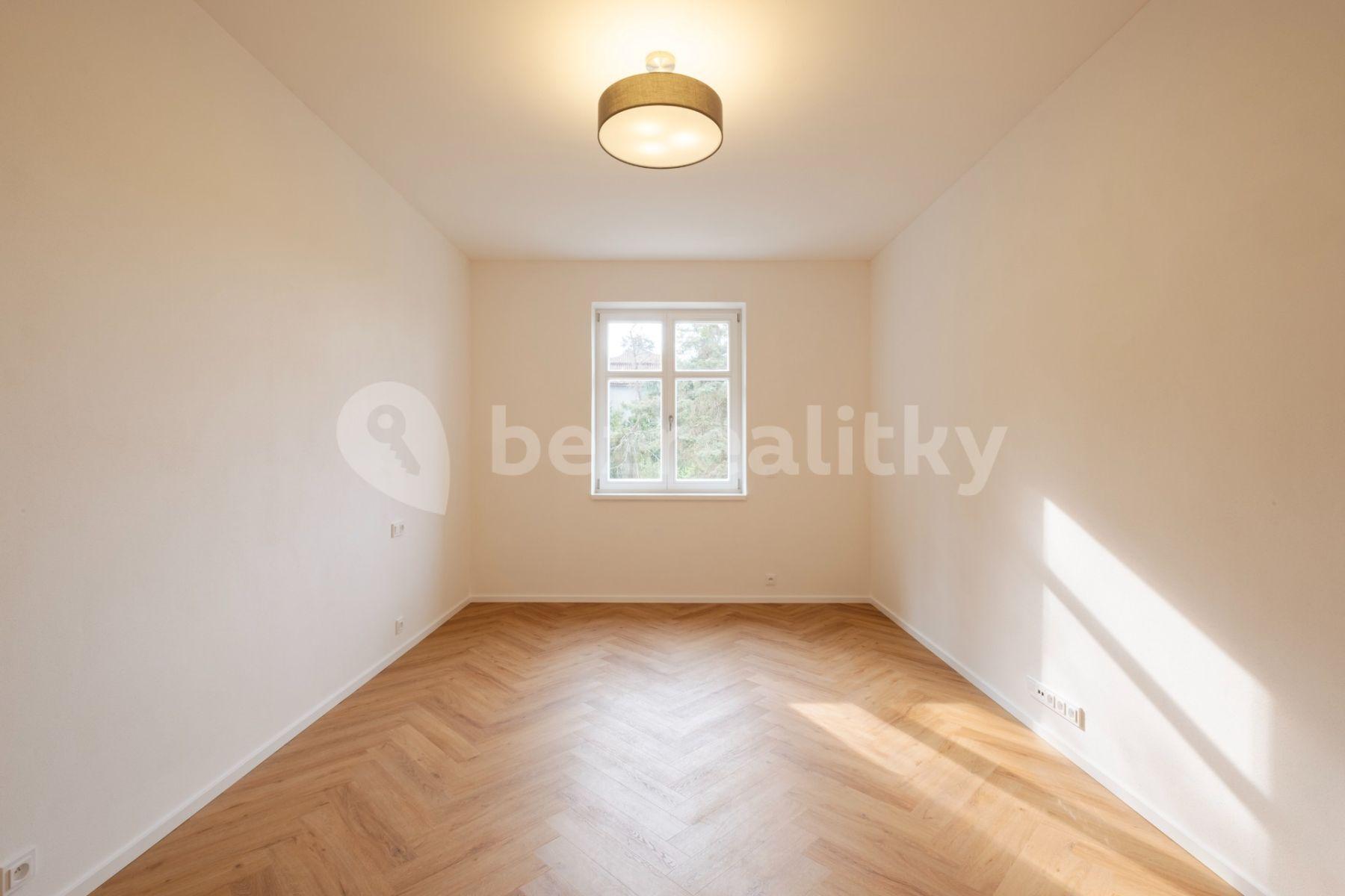 Prenájom bytu 2-izbový 43 m², V Podhájí, Praha, Praha