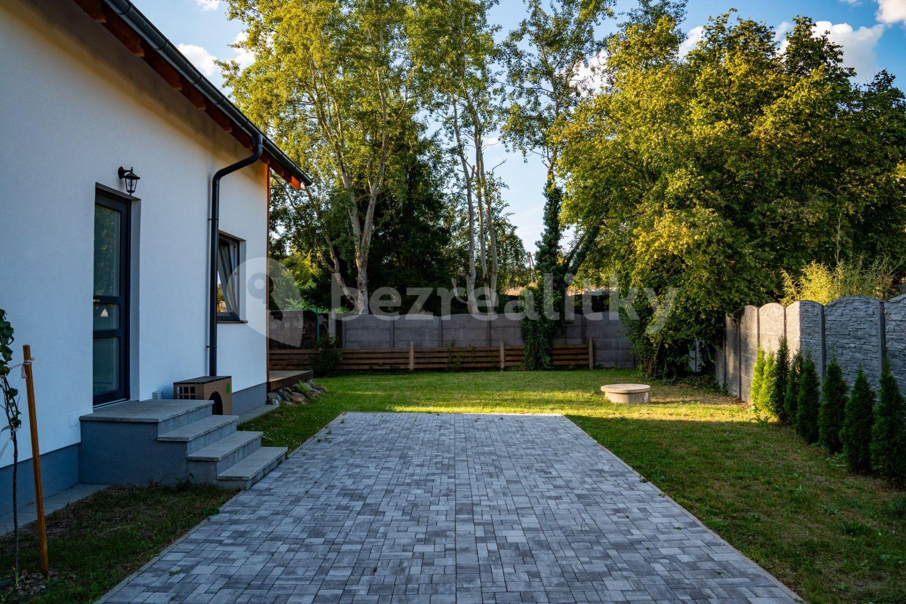 Predaj domu 102 m², pozemek 558 m², Řehenice, Středočeský kraj