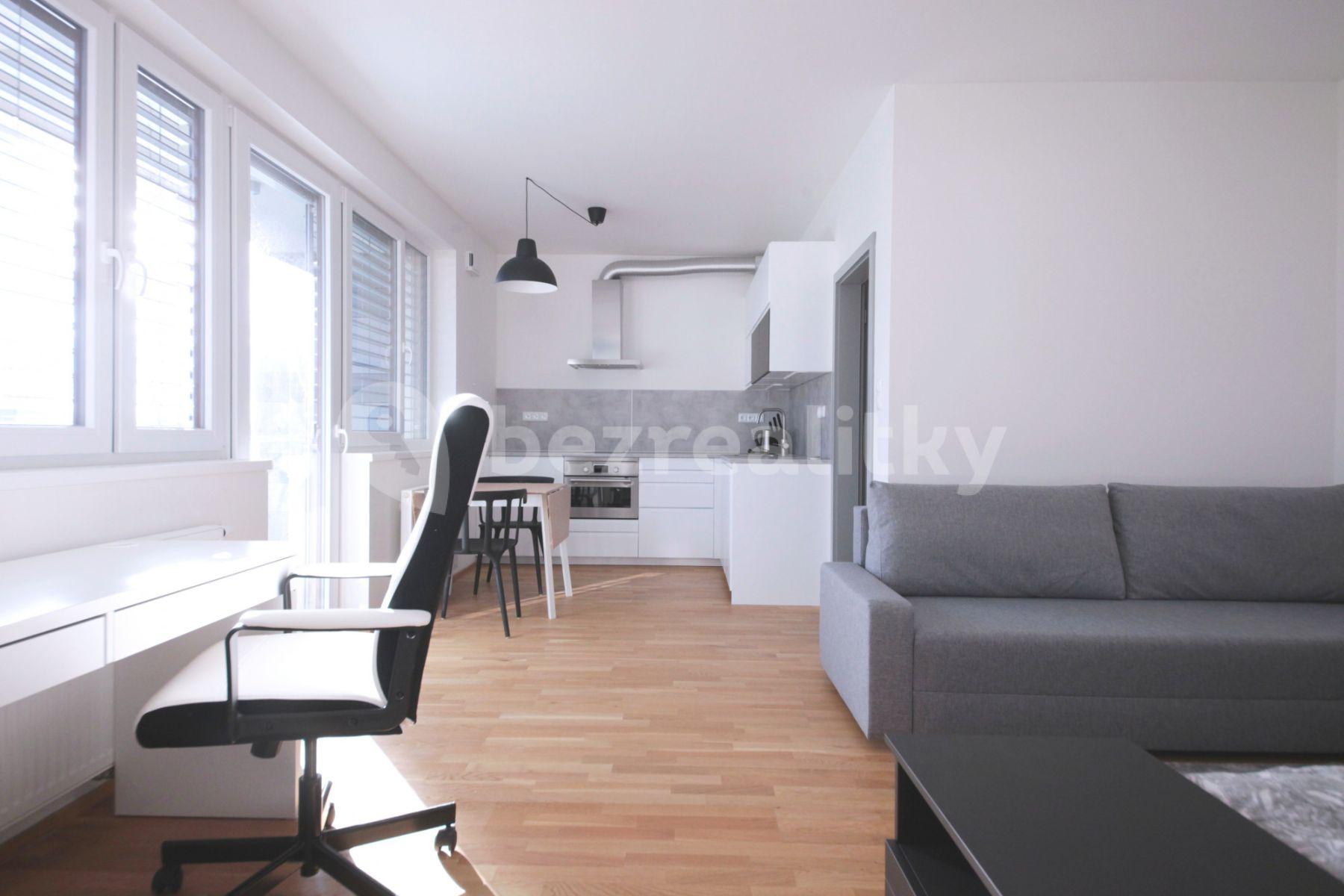 Prenájom bytu 1-izbový 39 m², Pod Stolovou Horou, Praha, Praha