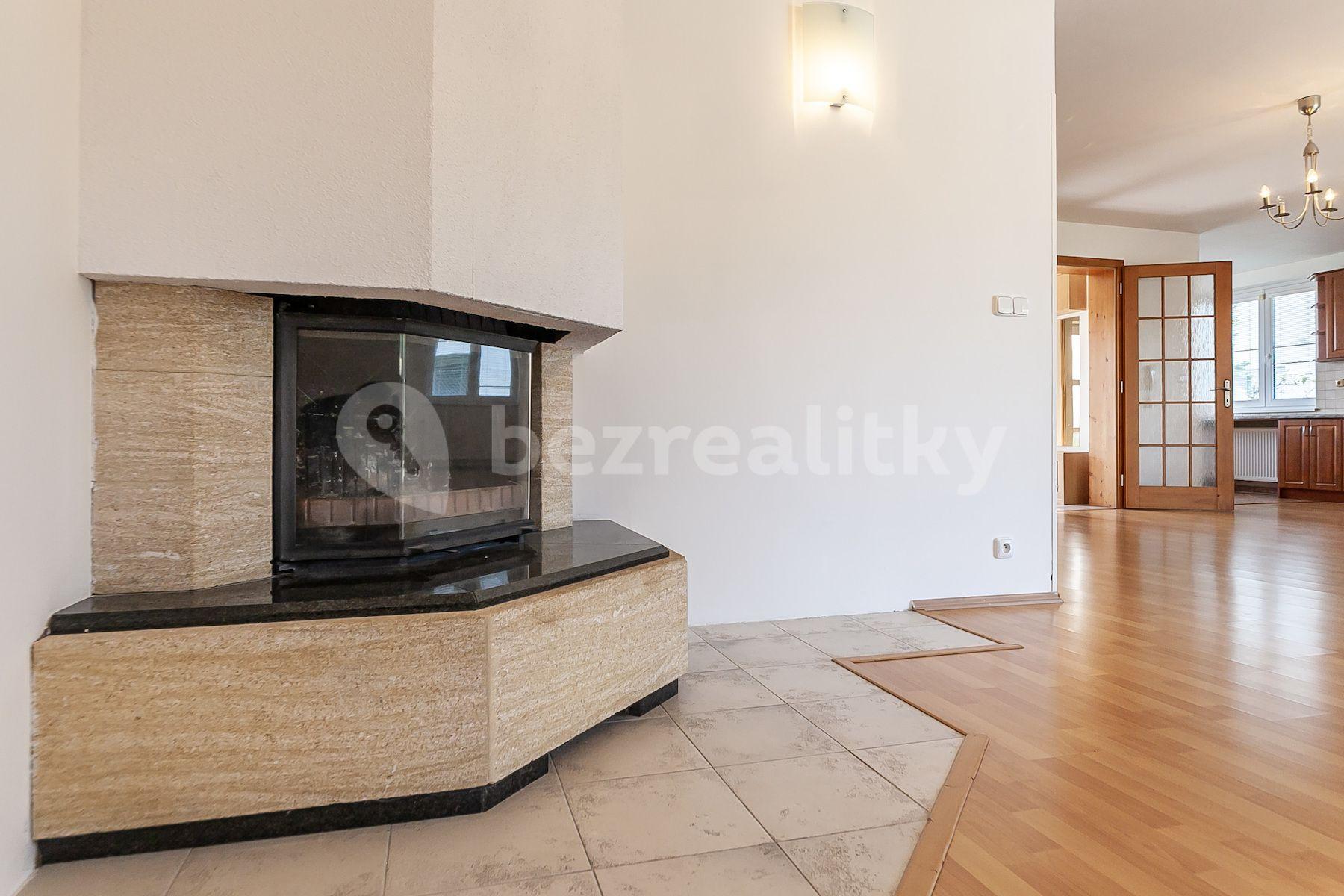 Predaj domu 203 m², pozemek 953 m², Diamantová, Praha, Praha