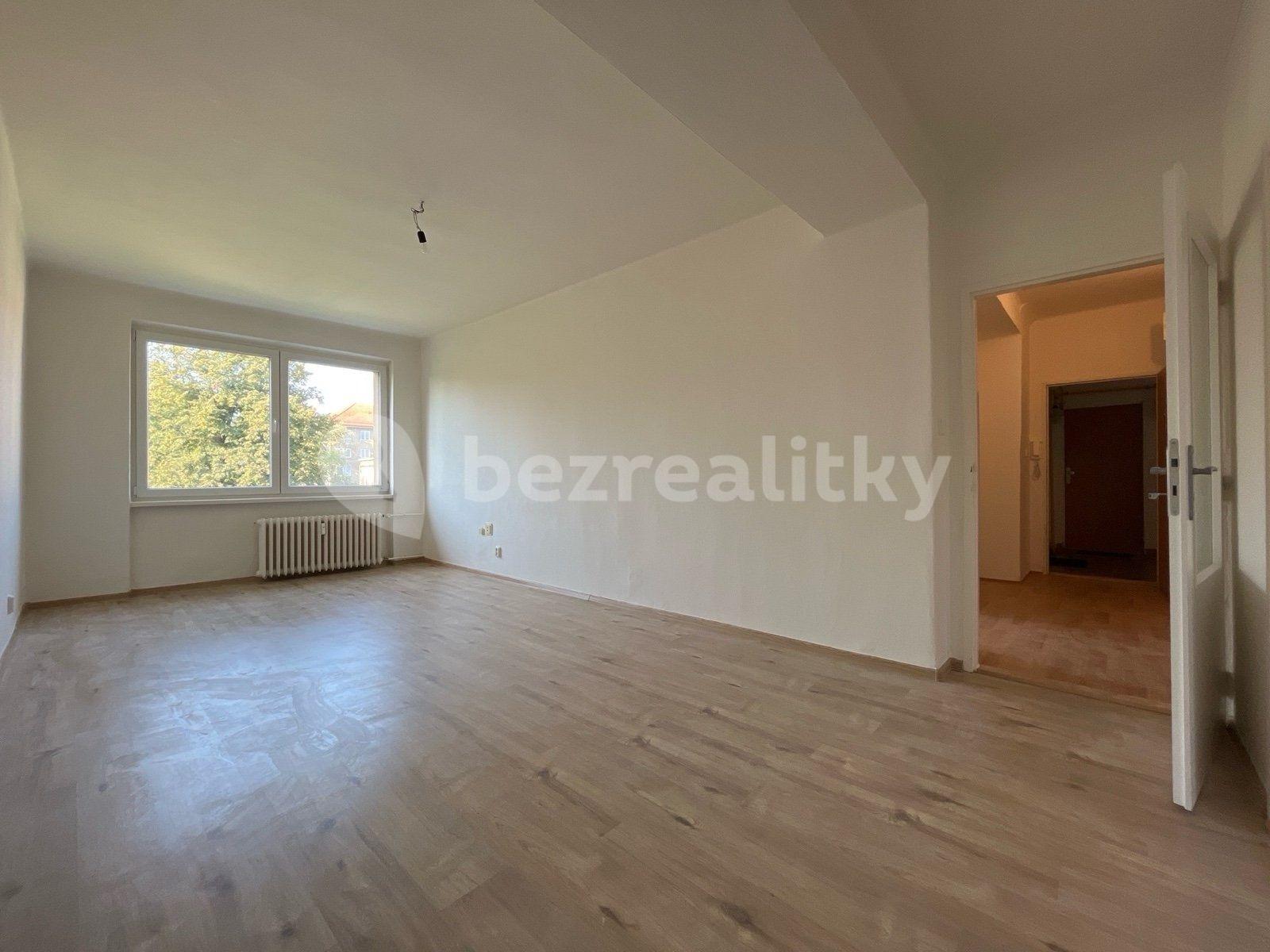 Prenájom bytu 3-izbový 63 m², Národní třída, Havířov, Moravskoslezský kraj