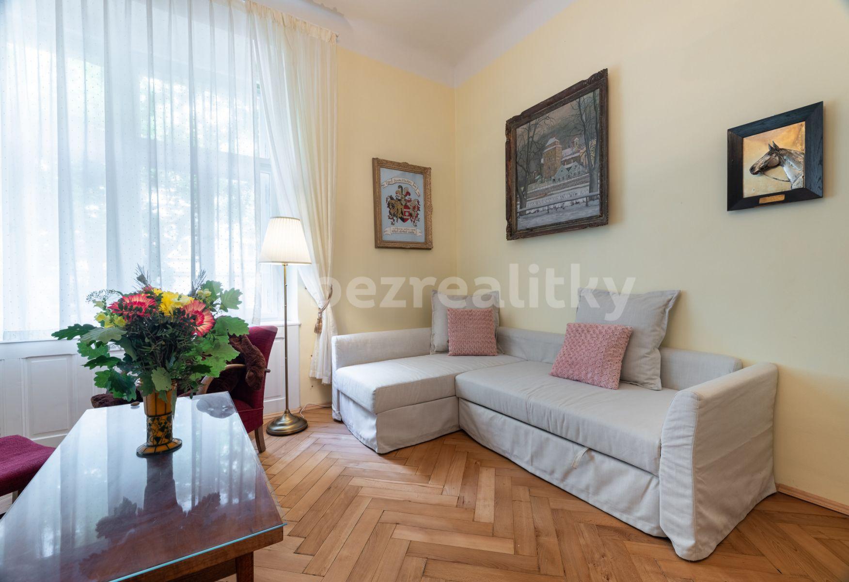 Prenájom bytu 2-izbový 58 m², Lužická, Praha, Praha