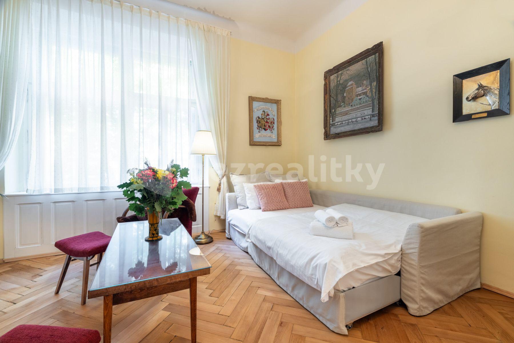 Prenájom bytu 2-izbový 58 m², Lužická, Praha, Praha