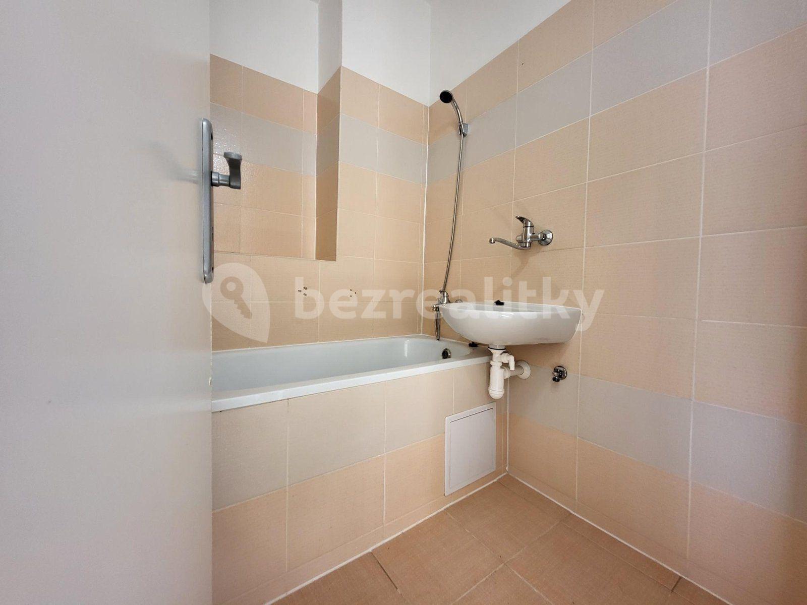 Prenájom bytu 3-izbový 74 m², Fibichova, Karviná, Moravskoslezský kraj