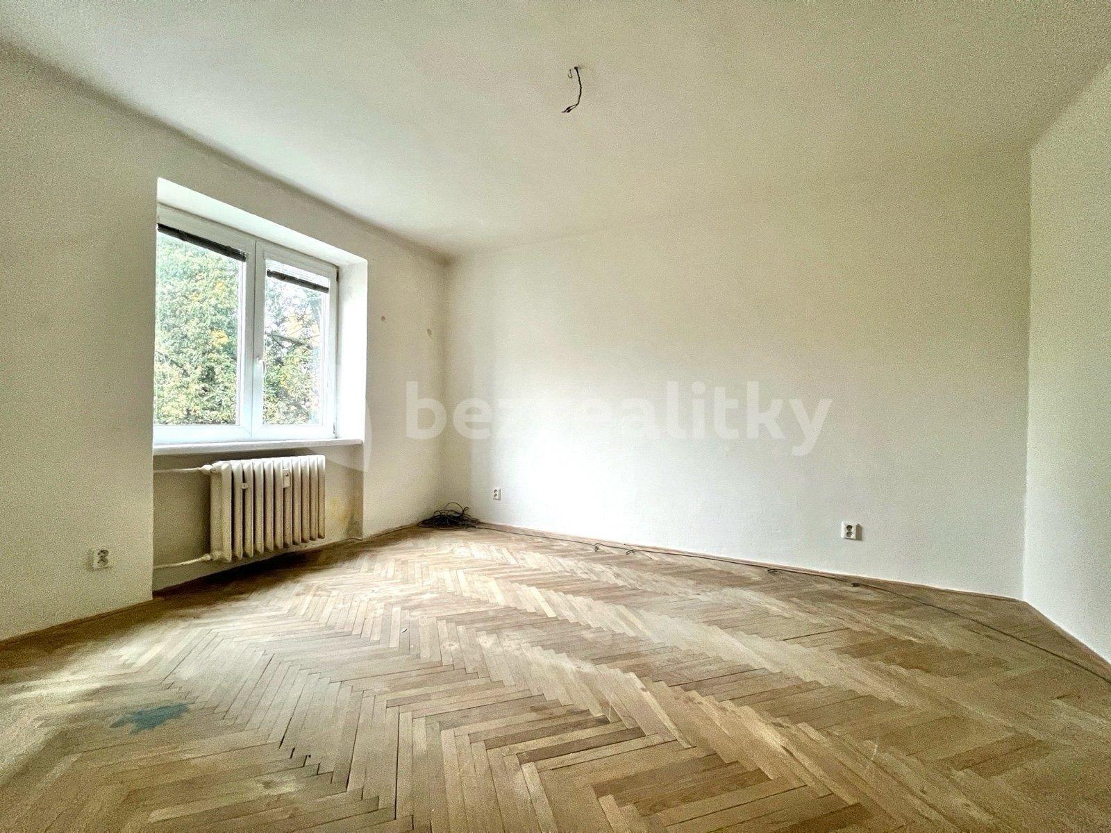 Prenájom bytu 2-izbový 56 m², Jana Nerudy, Hlučín, Moravskoslezský kraj