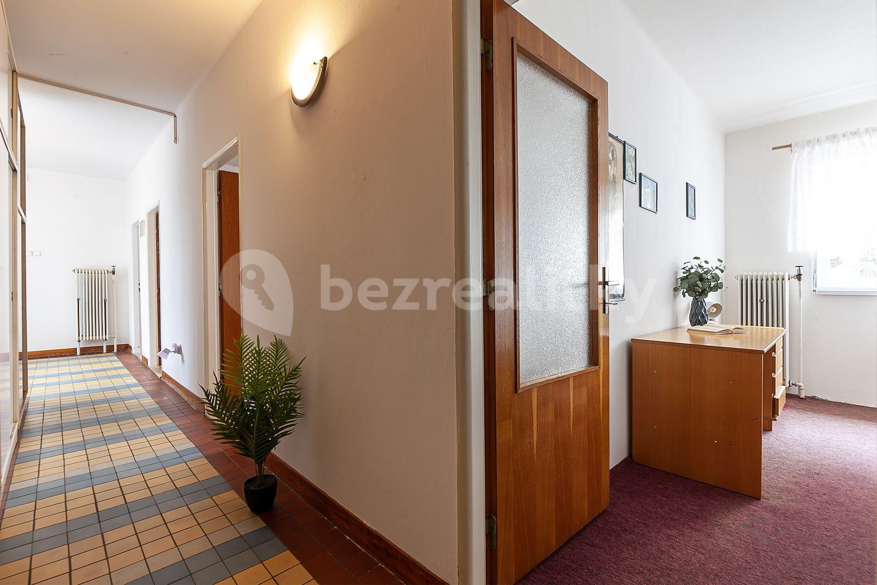 Predaj domu 262 m², pozemek 943 m², Marie Pujmanové, Stochov, Středočeský kraj