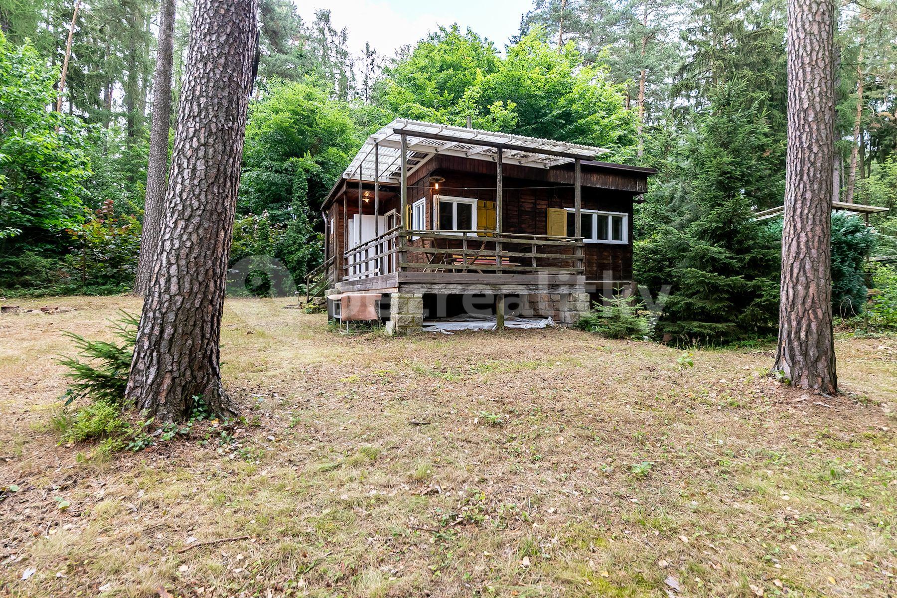 Predaj pozemku 1.226 m², U Vodárny, Jevany, Středočeský kraj