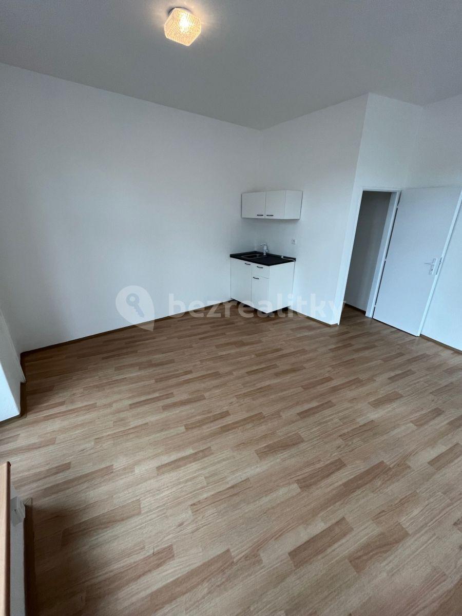 Prenájom nebytového priestoru 20 m², Kolbenova, Praha, Praha