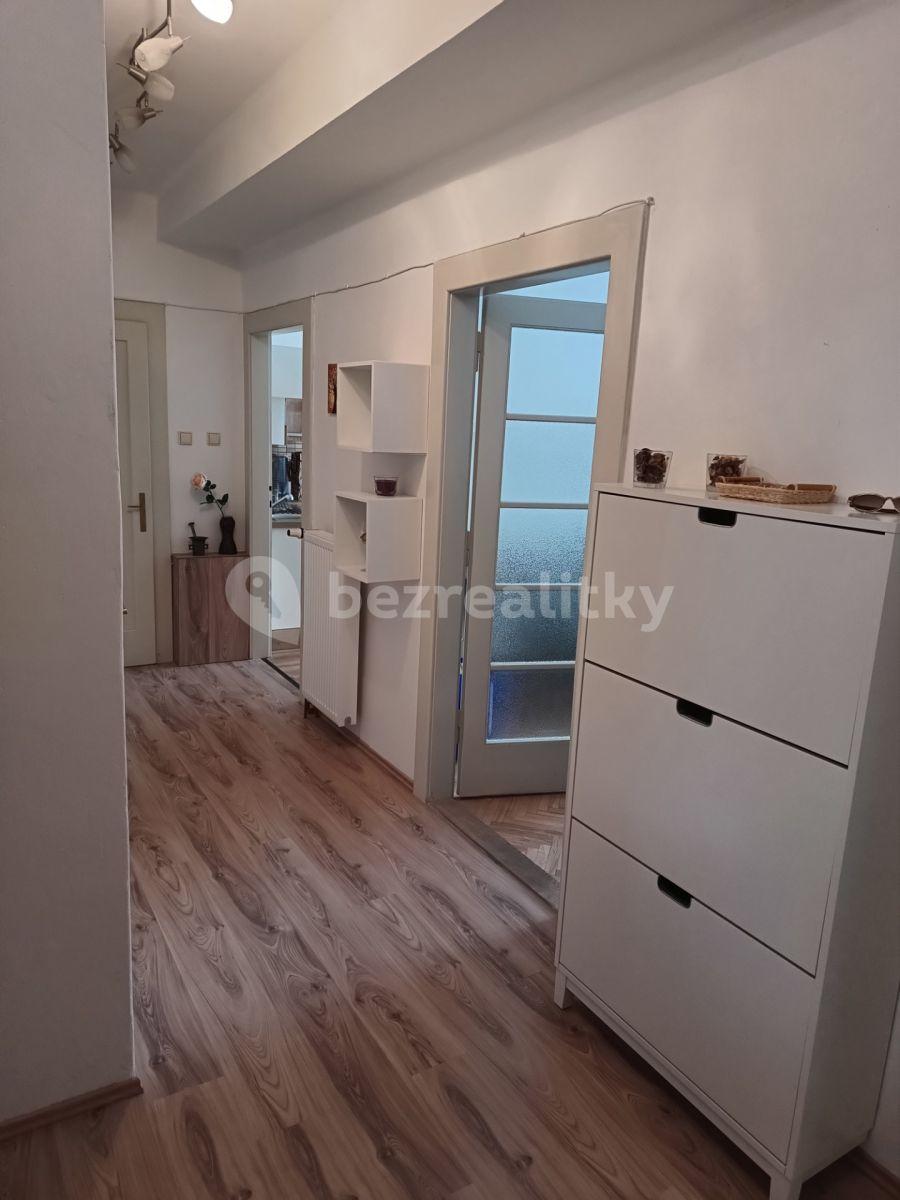 Prenájom bytu 2-izbový 68 m², U Družstva Ideál, Praha, Praha