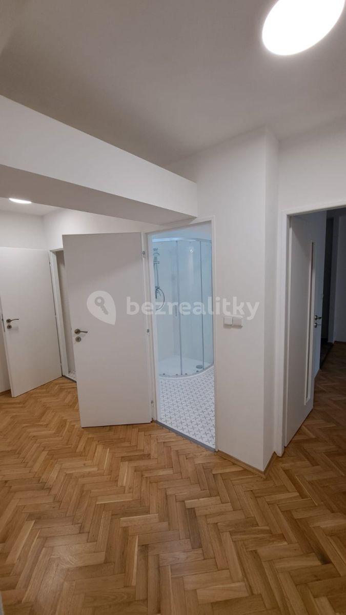 Prenájom bytu 3-izbový 67 m², Letovská, Praha, Praha