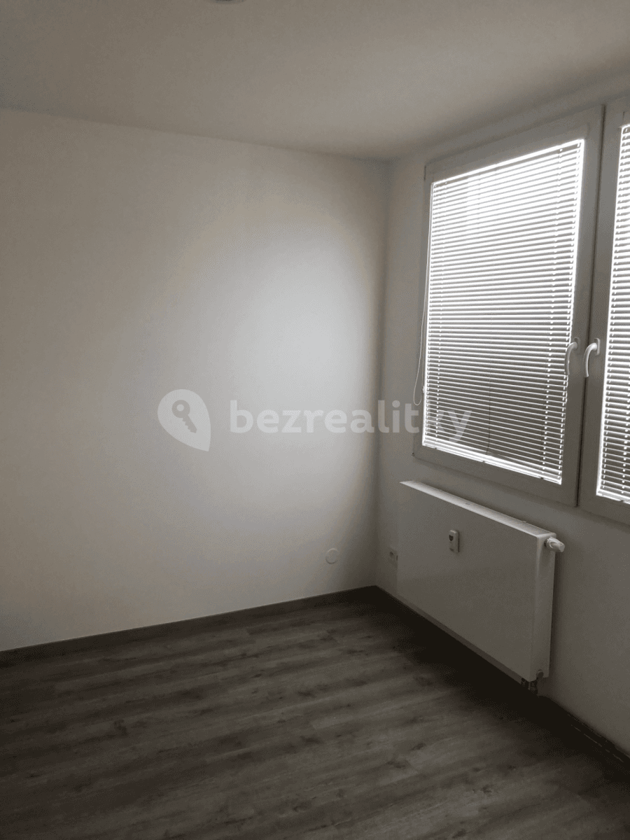 Predaj bytu 3-izbový 63 m², Křenická, Praha, Praha