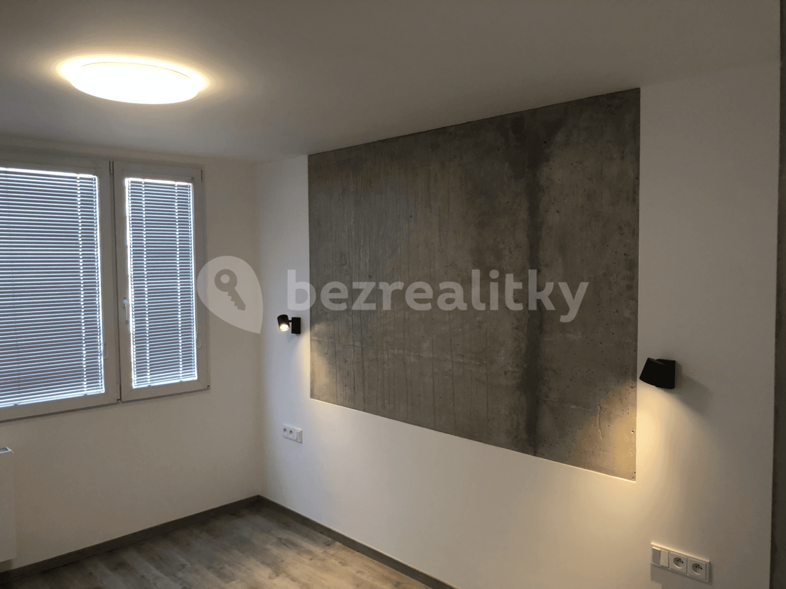 Predaj bytu 3-izbový 63 m², Křenická, Praha, Praha