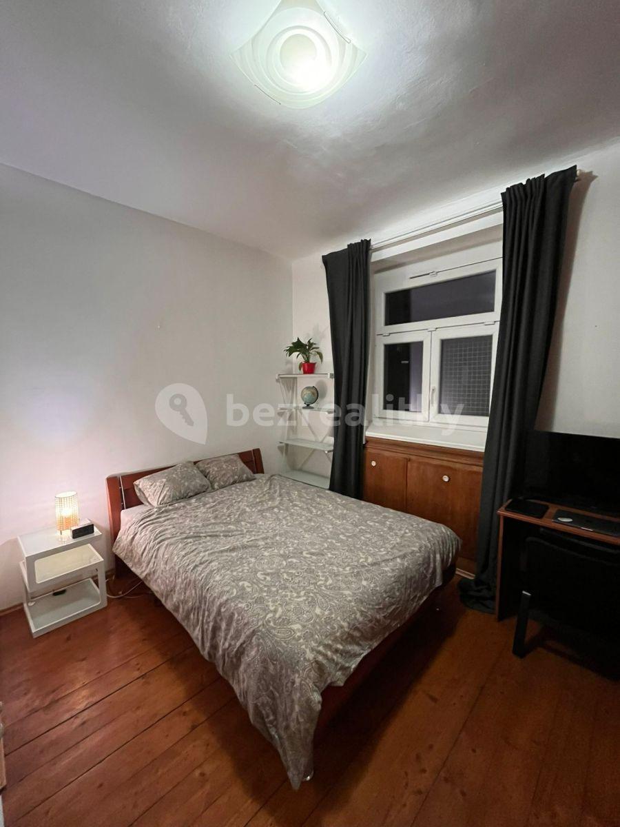 Prenájom bytu 2-izbový 45 m², Osadní, Praha, Praha