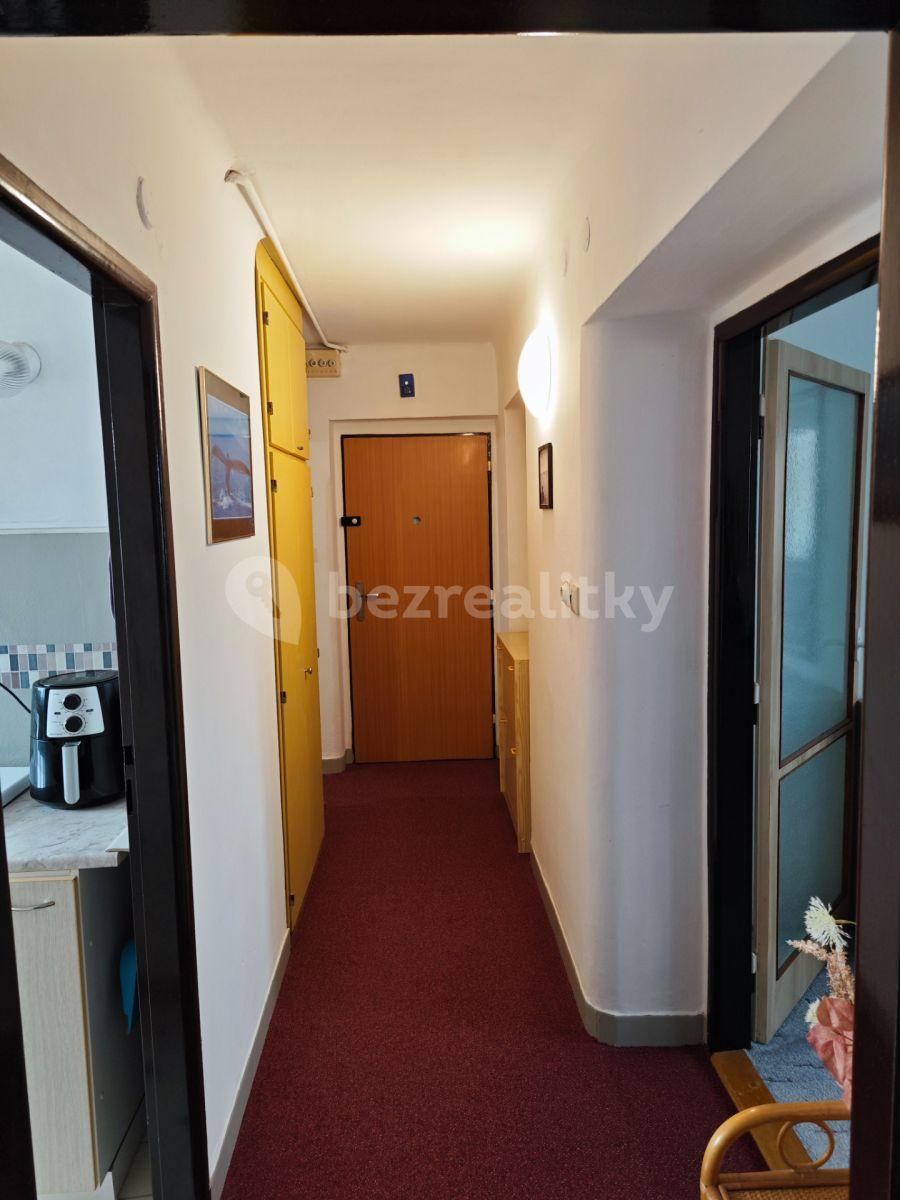 Predaj bytu 3-izbový 60 m², Wolkerova, Unhošť, Středočeský kraj