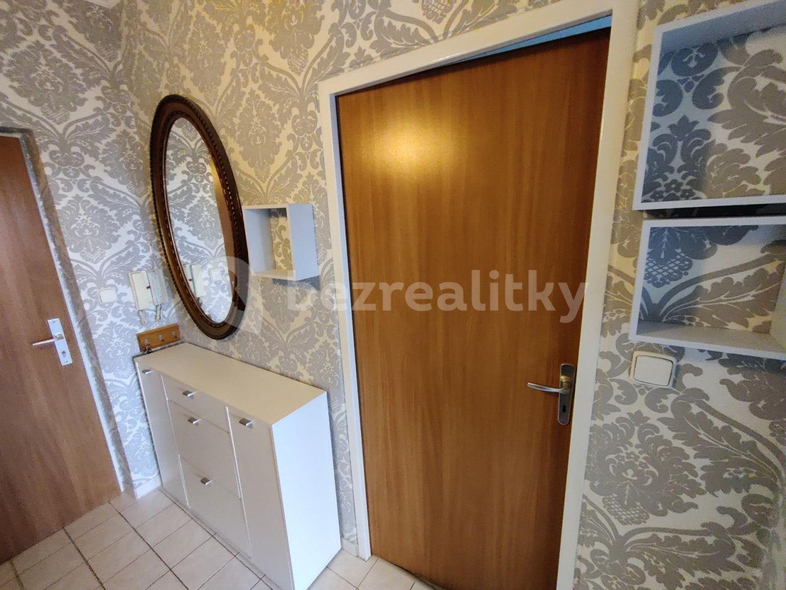 Prenájom bytu 1-izbový 49 m², Švermova, Beroun, Středočeský kraj